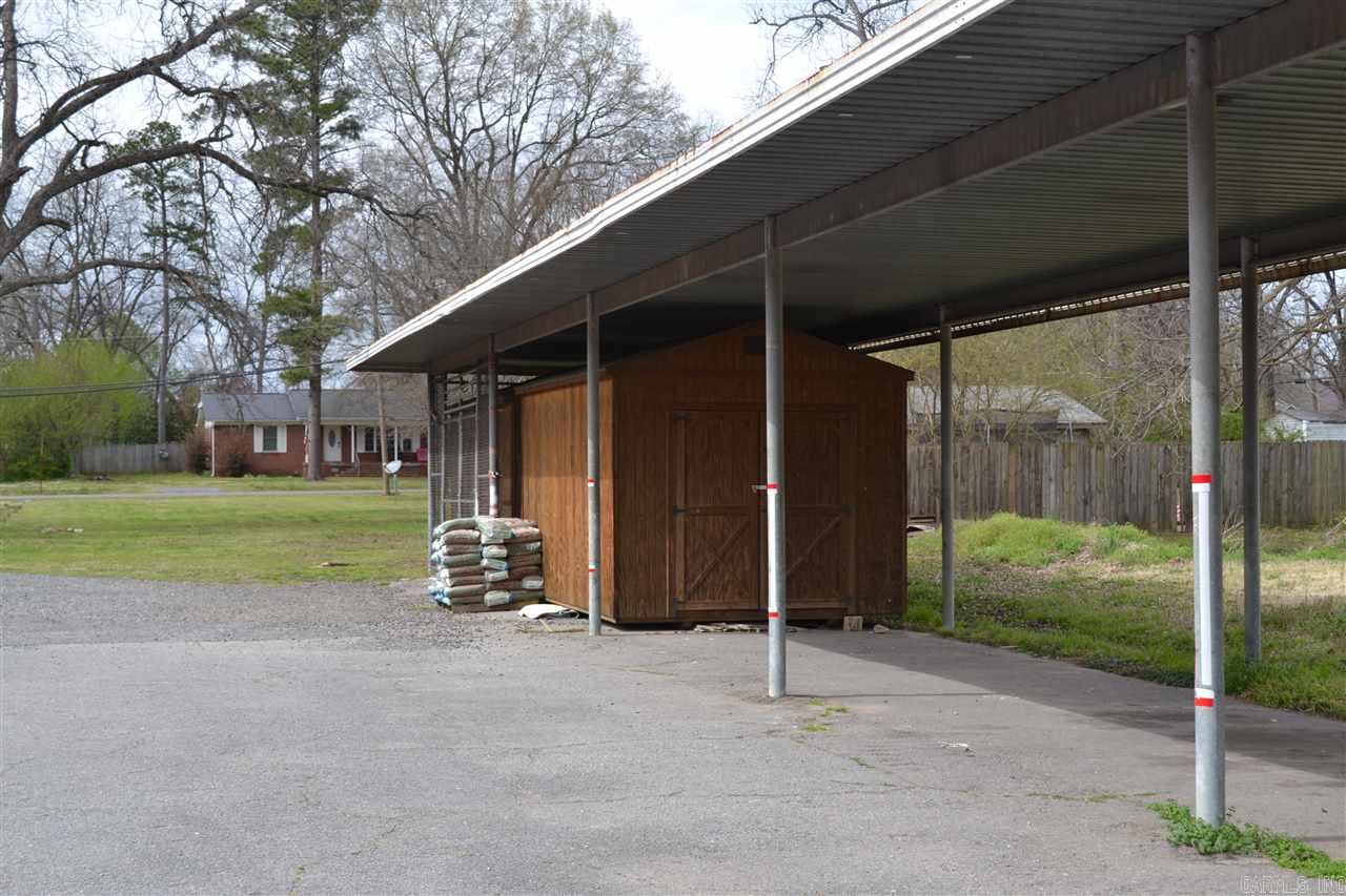 316 W Center  Beebe, AR