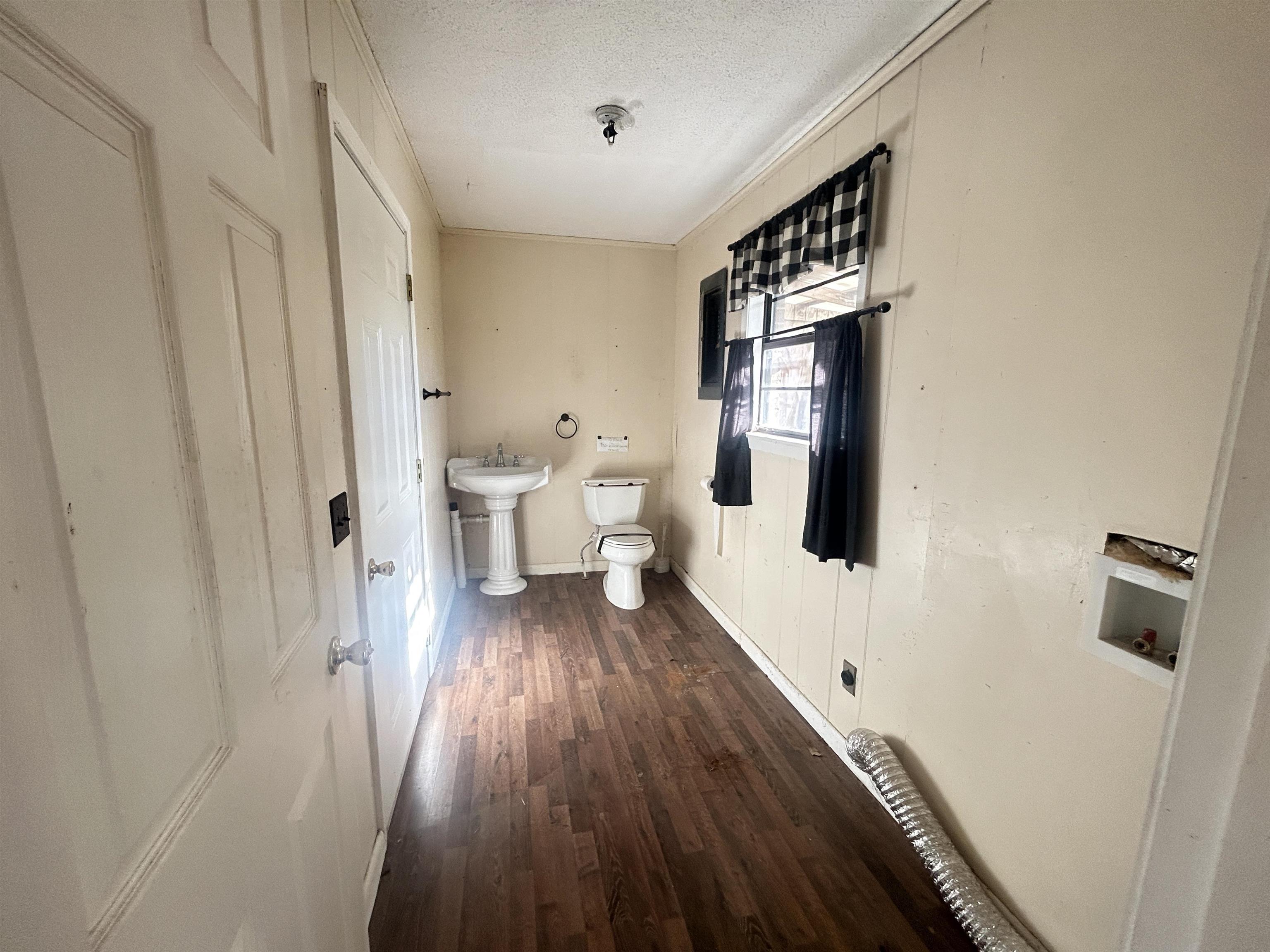 1343A Hwy 62/412  Highland, AR