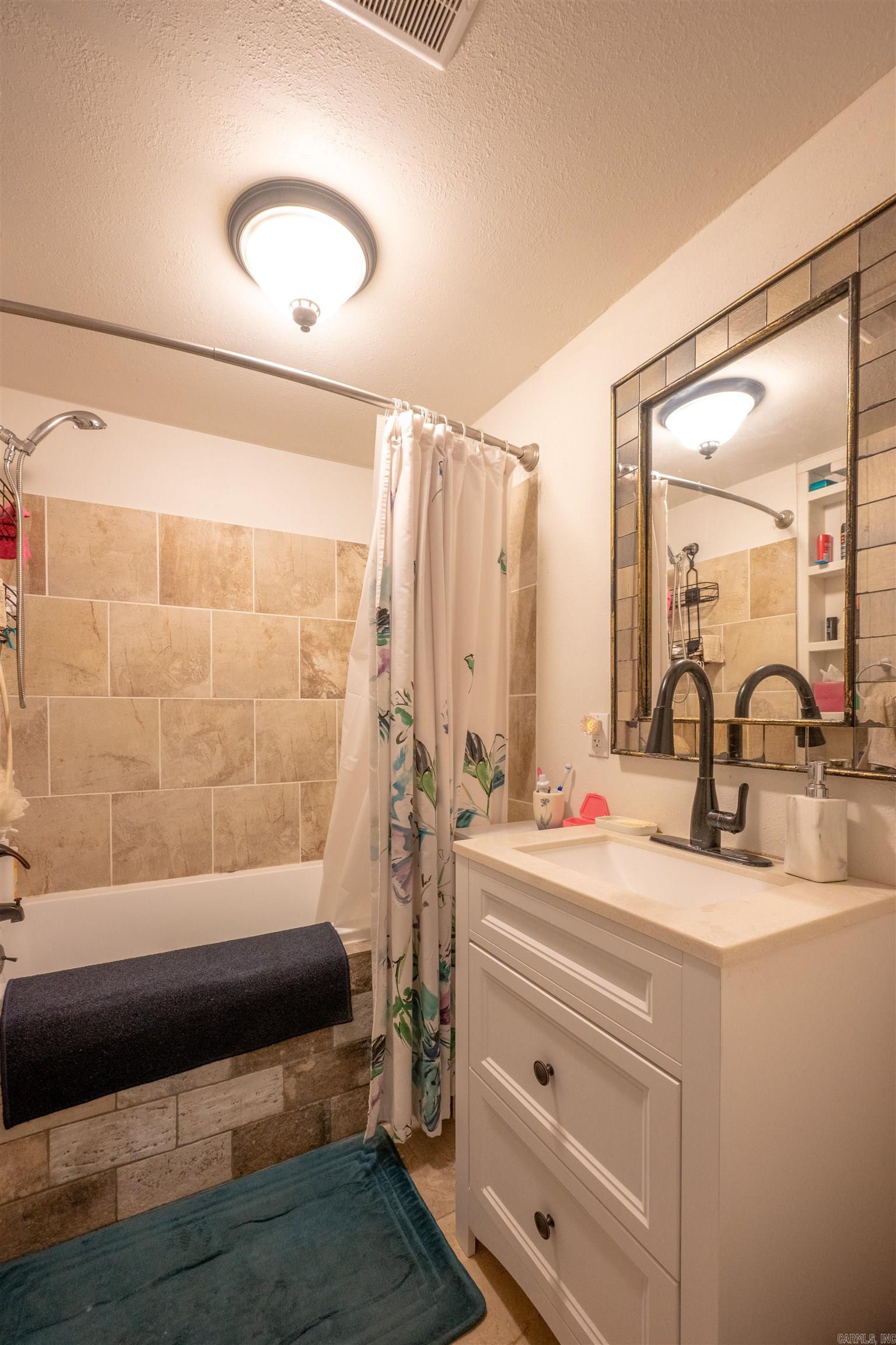 2920 Cave Creek  Batesville, AR