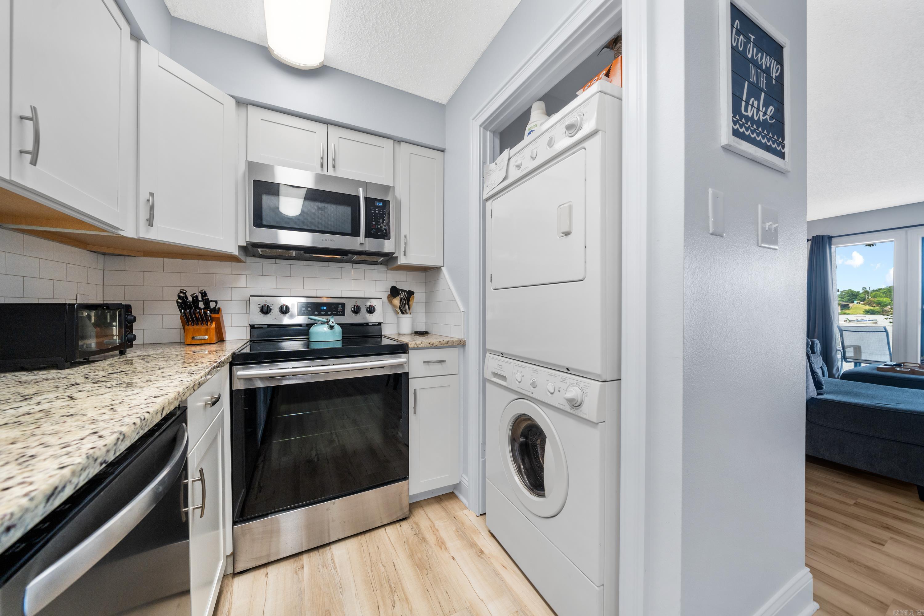 1319 Airport  Hot Springs, AR