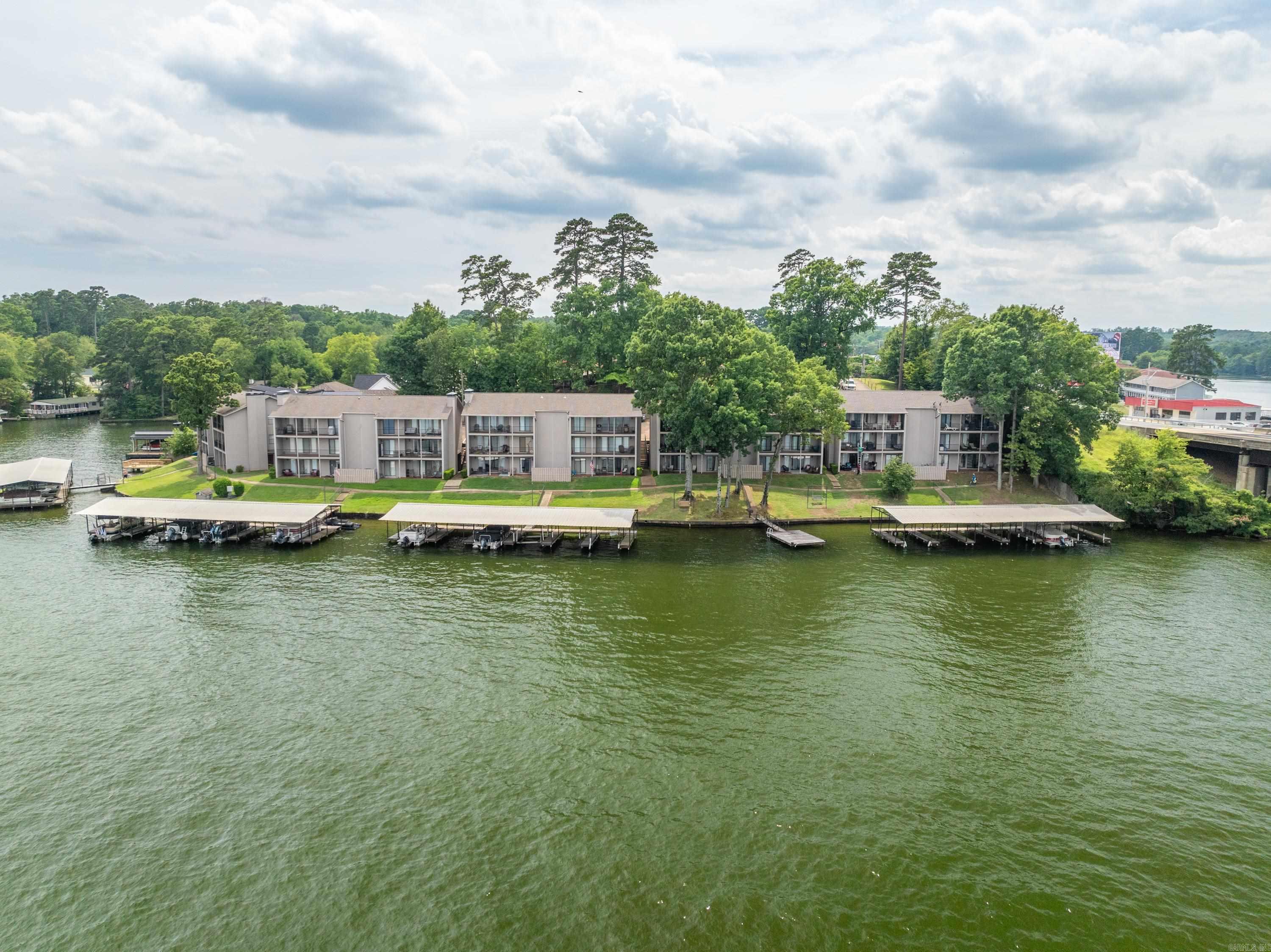 1319 Airport  Hot Springs, AR