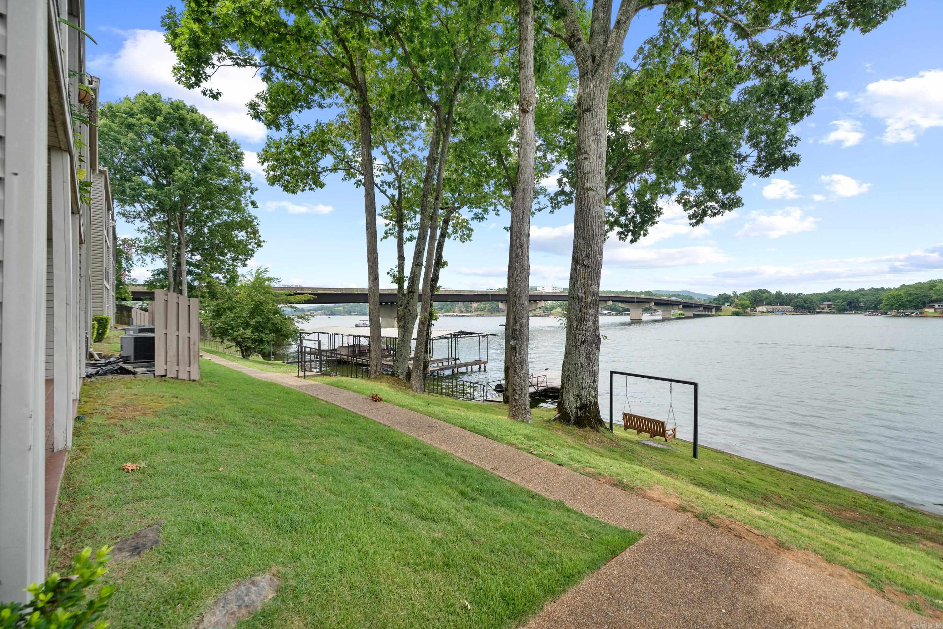 1319 Airport  Hot Springs, AR