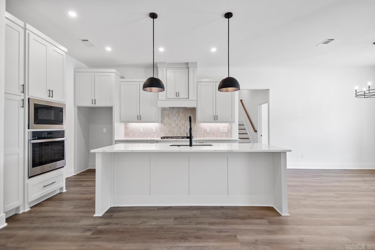 7121 Carl Moren Road Hensley, AR 72065