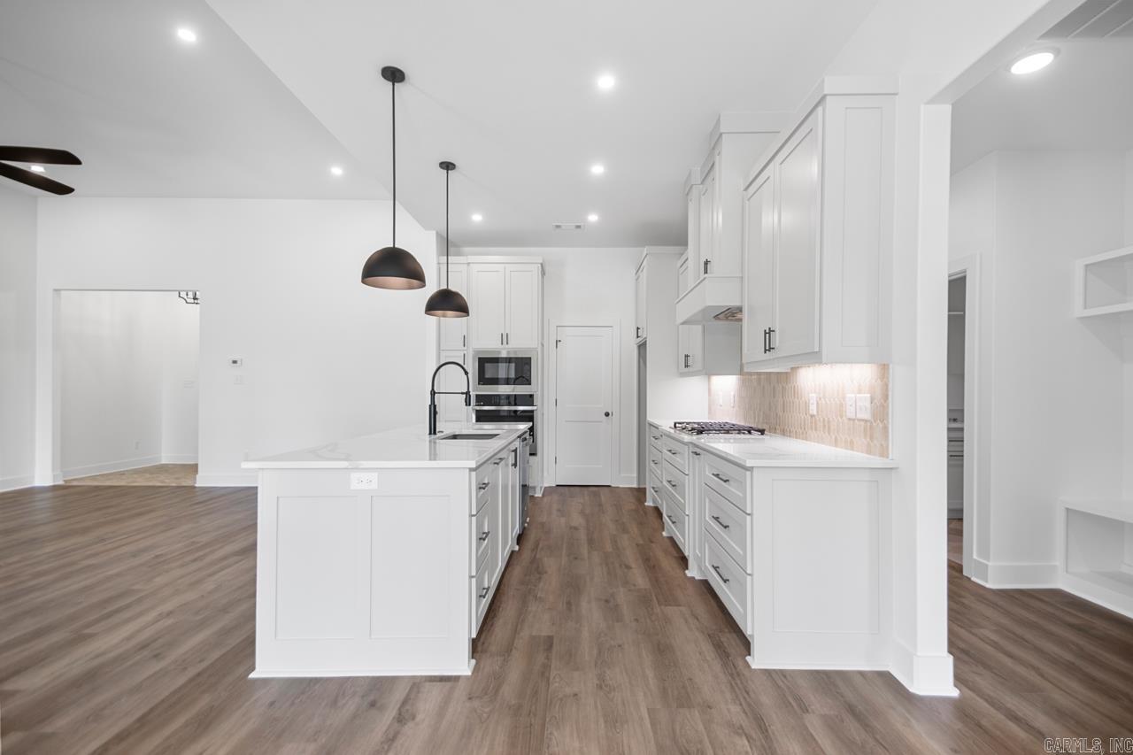 7121 Carl Moren Road Hensley, AR 72065