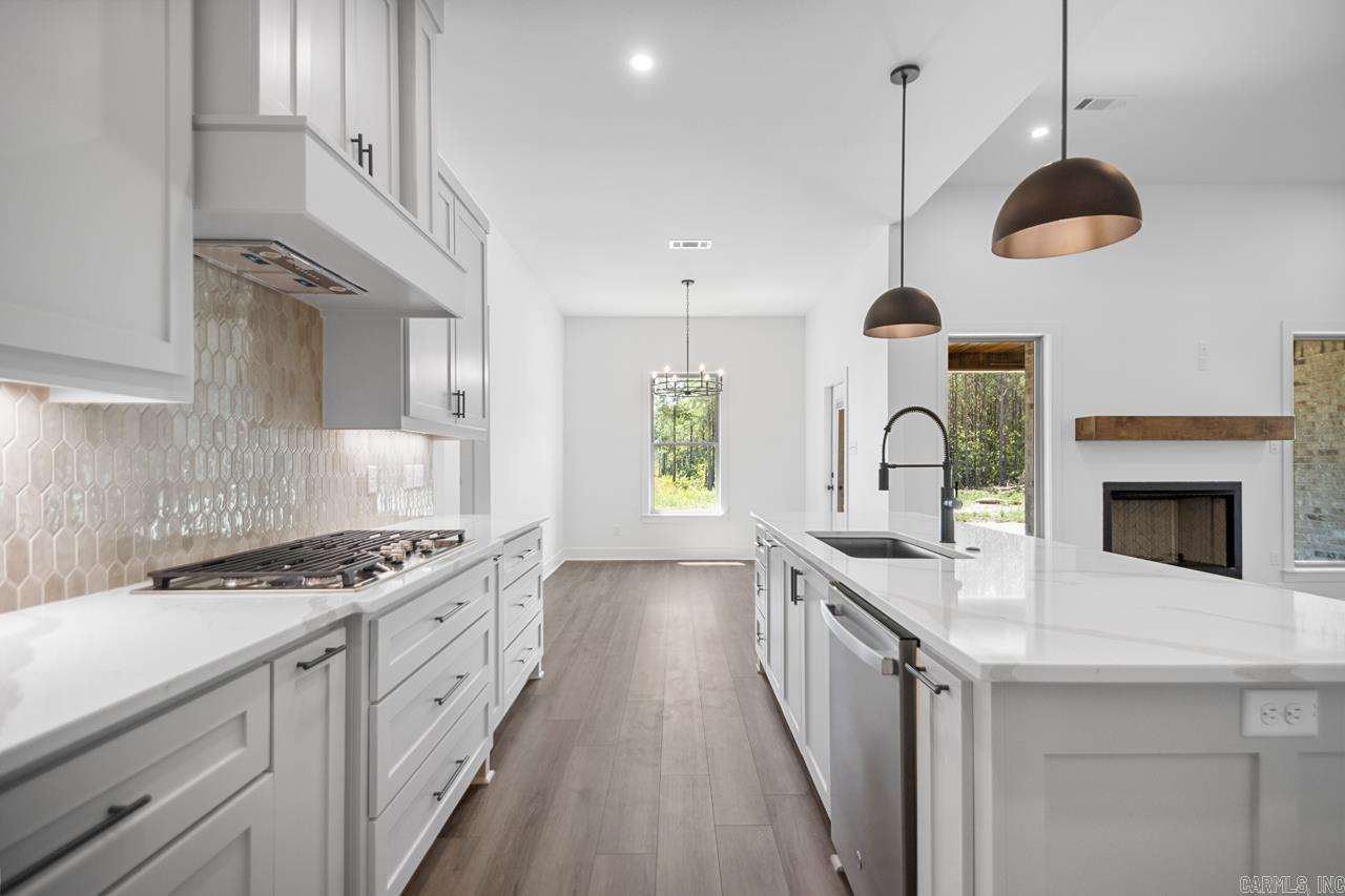 7121 Carl Moren Road Hensley, AR 72065