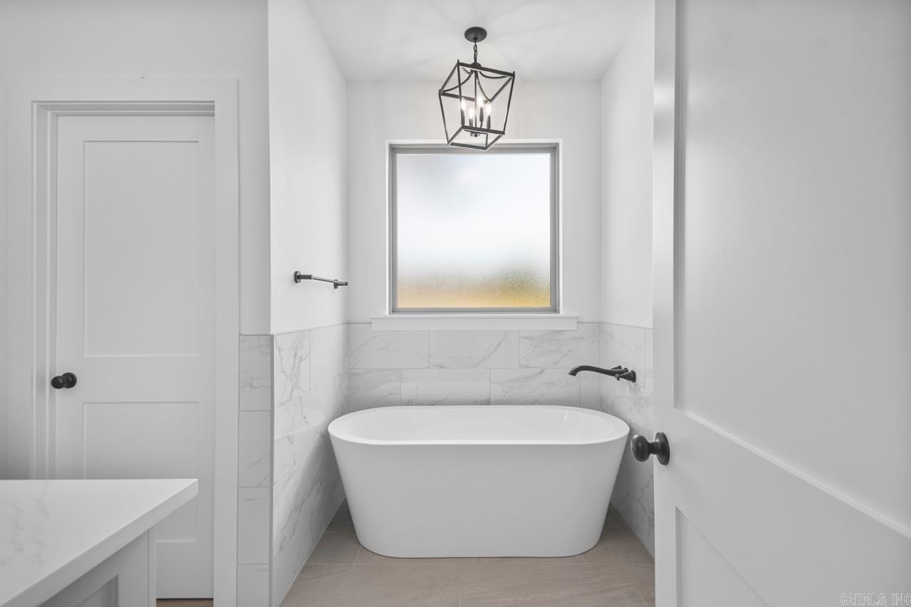 7121 Carl Moren Road  Hensley, AR