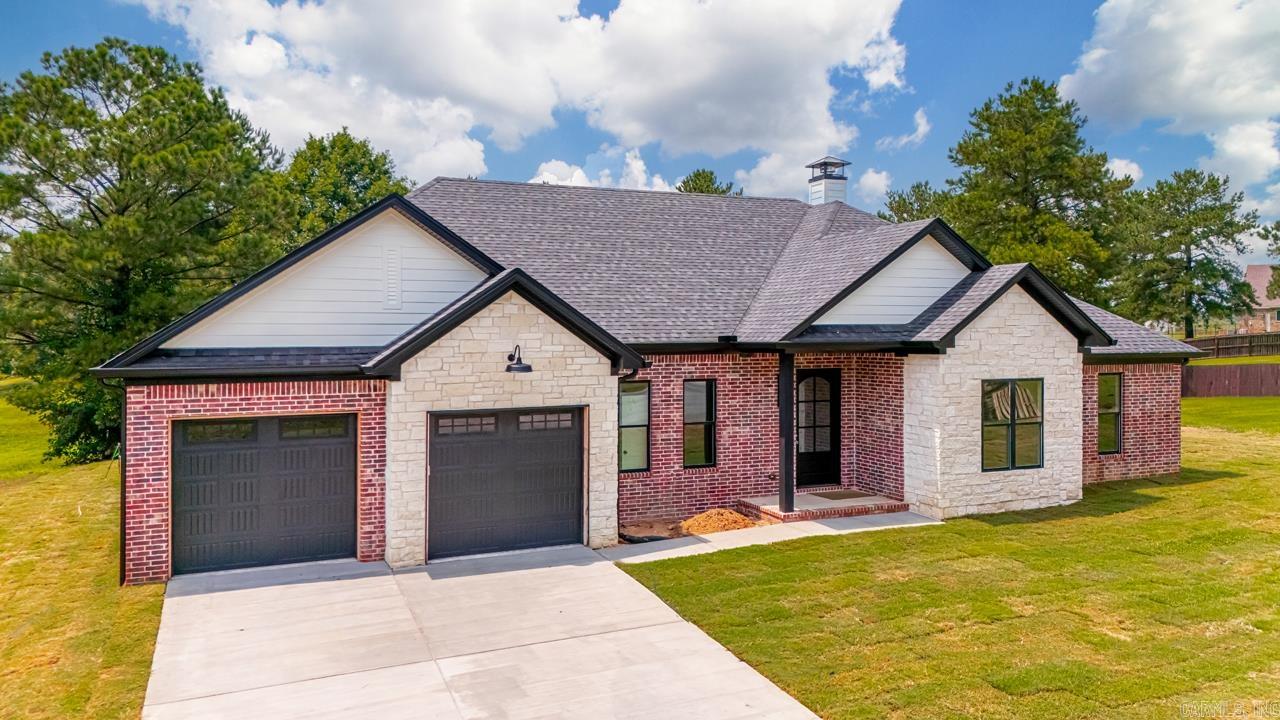 5676 Shore Drive  Hensley, AR