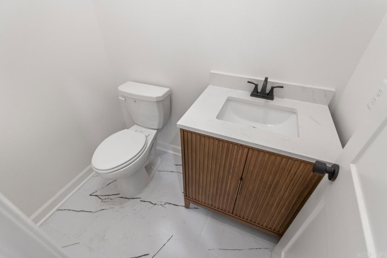 5676 Shore Drive  Hensley, AR