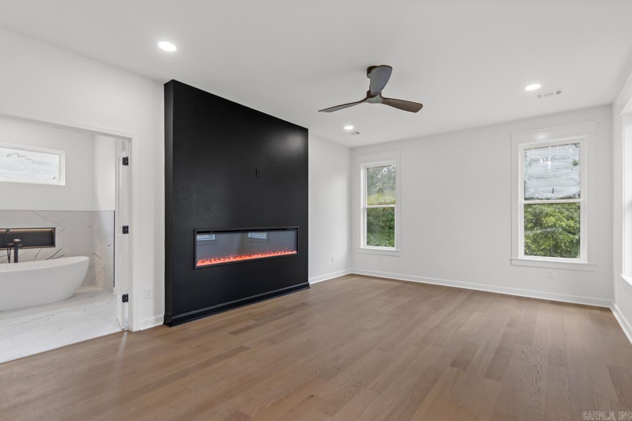 5676 Shore Drive  Hensley, AR