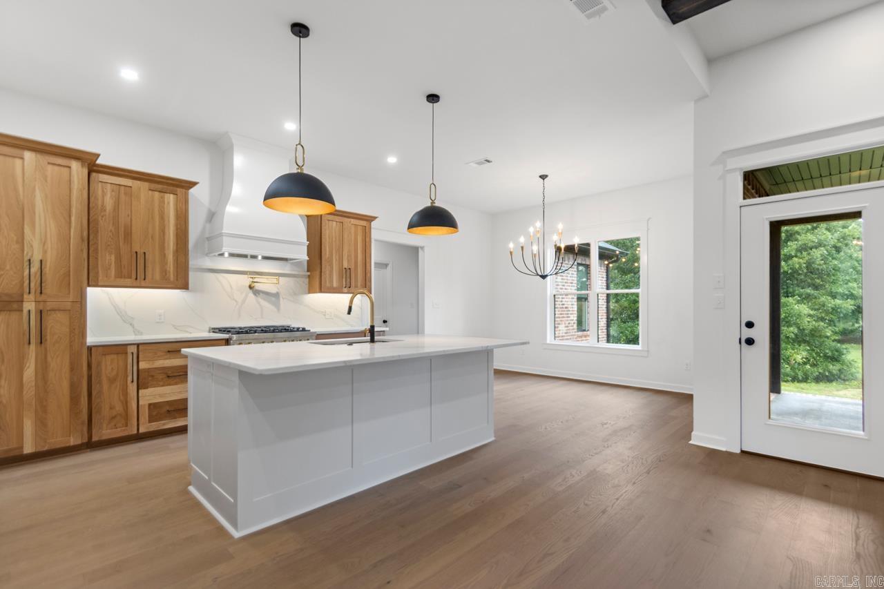 5676 Shore Drive  Hensley, AR