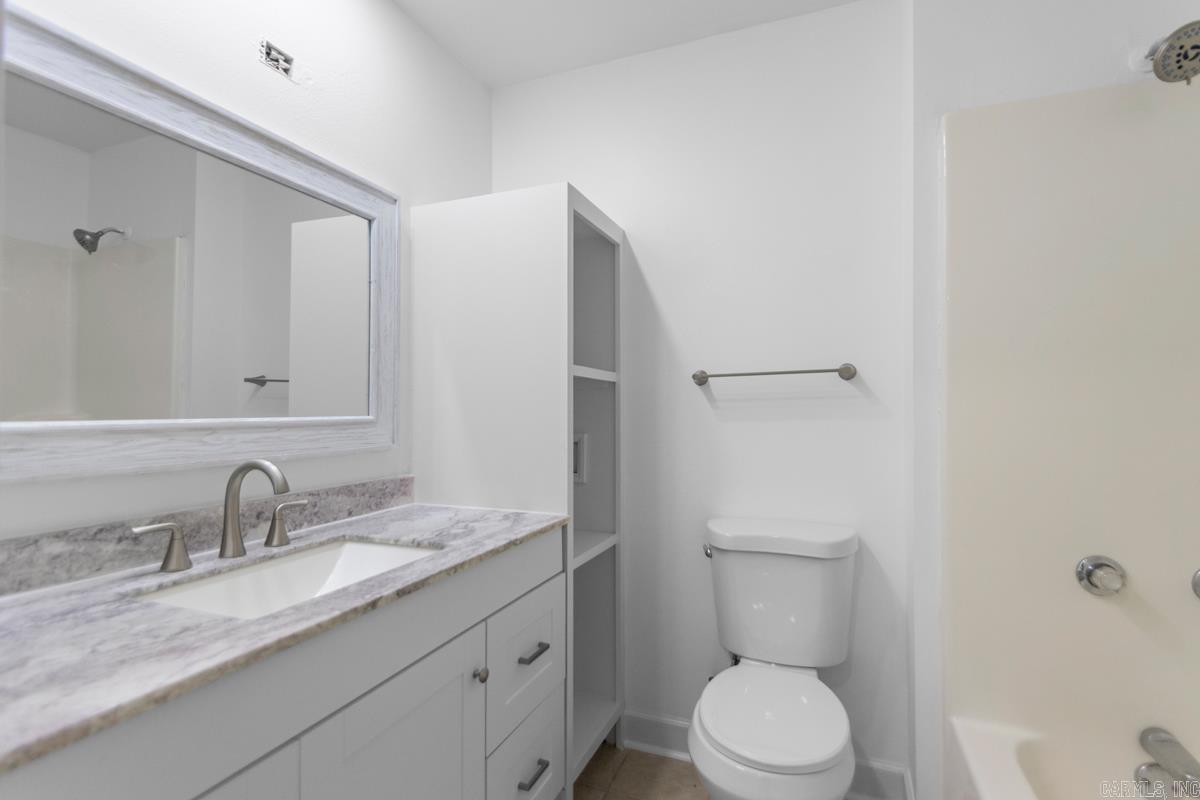 1 Cozy Lane  Redfield, AR