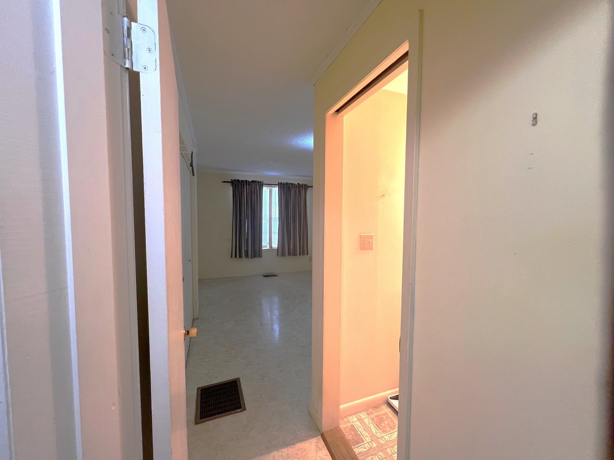 1201 E Main  Mountain View, AR