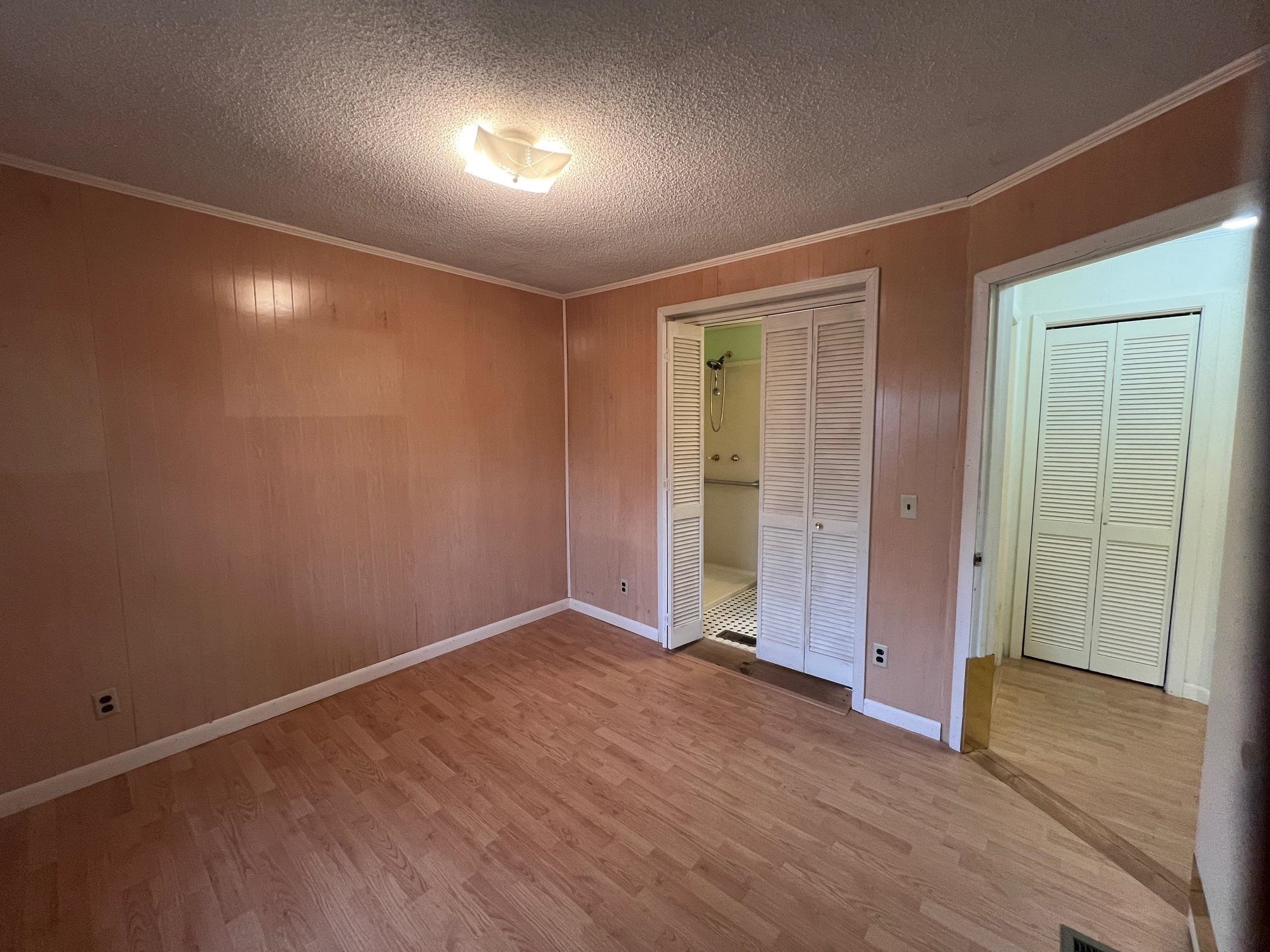 1201 E Main  Mountain View, AR