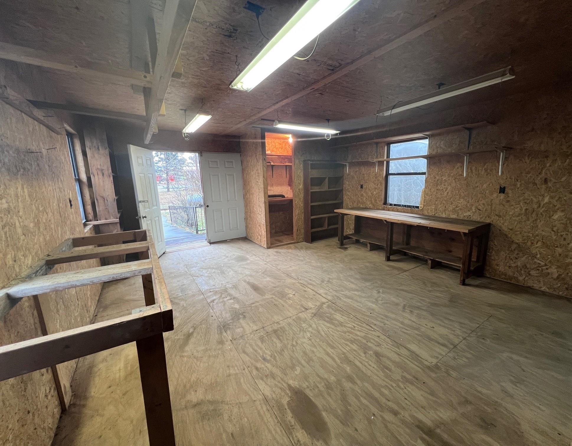 1201 E Main  Mountain View, AR