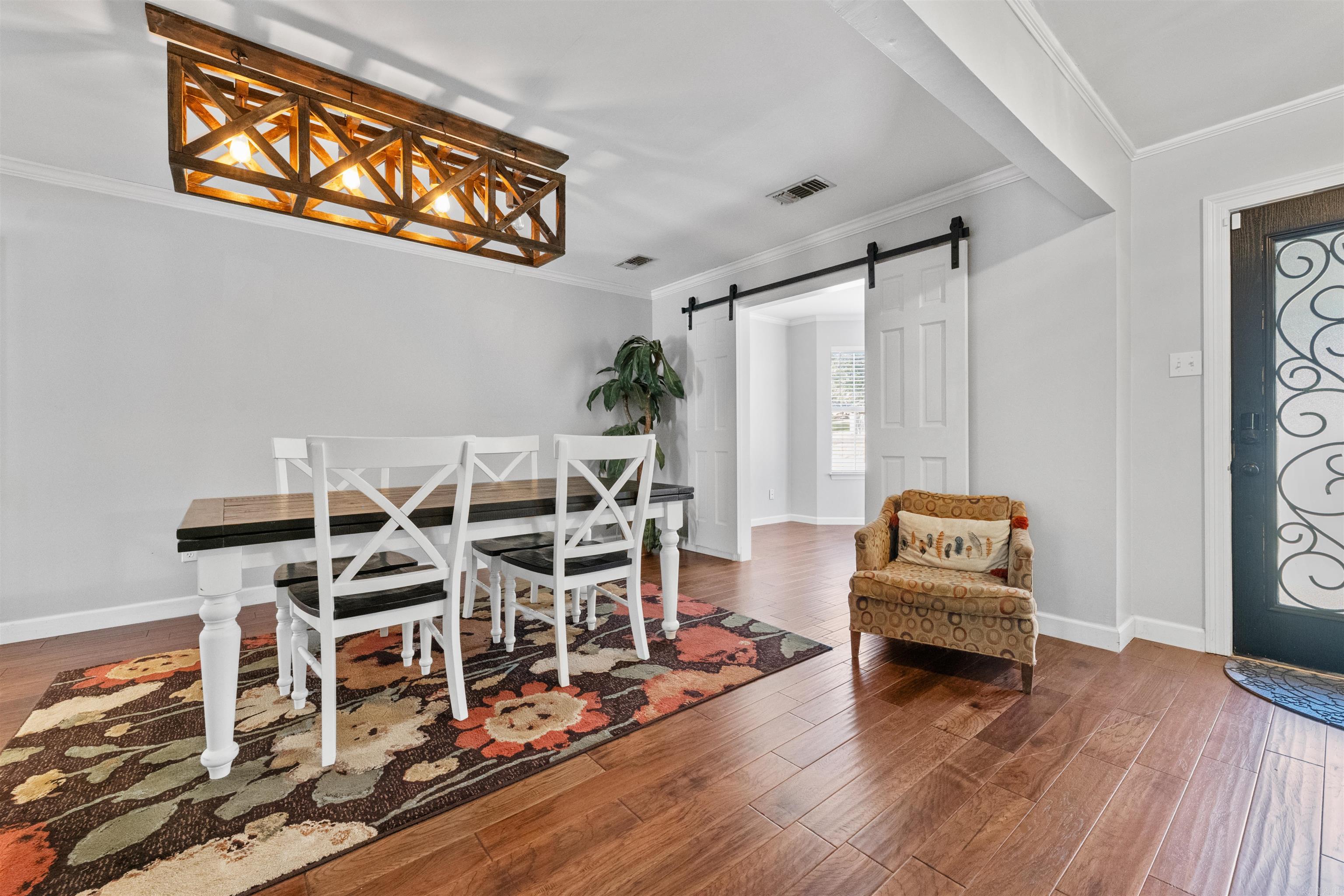 8 Dove Creek  North Little Rock, AR