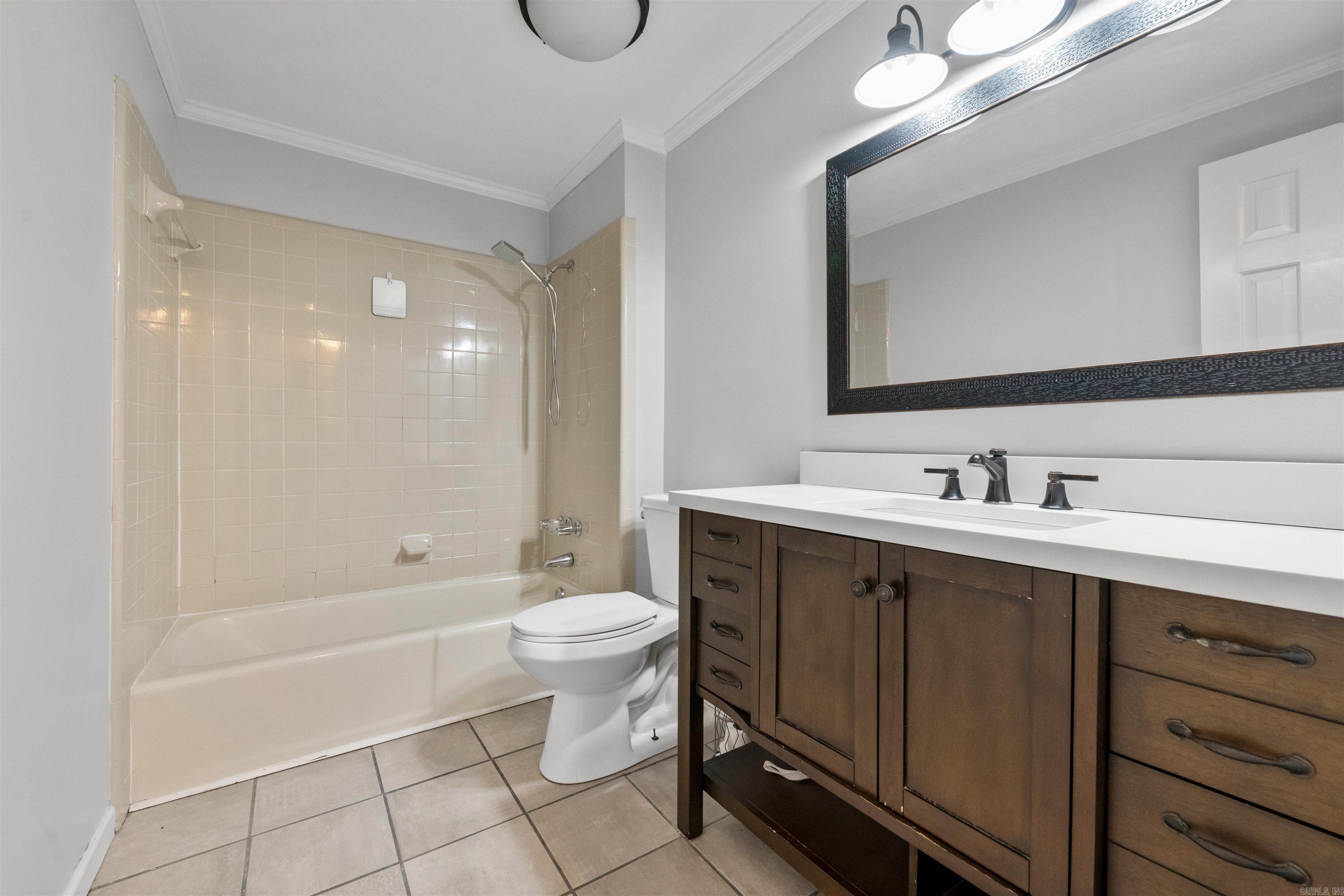 8 Dove Creek  North Little Rock, AR