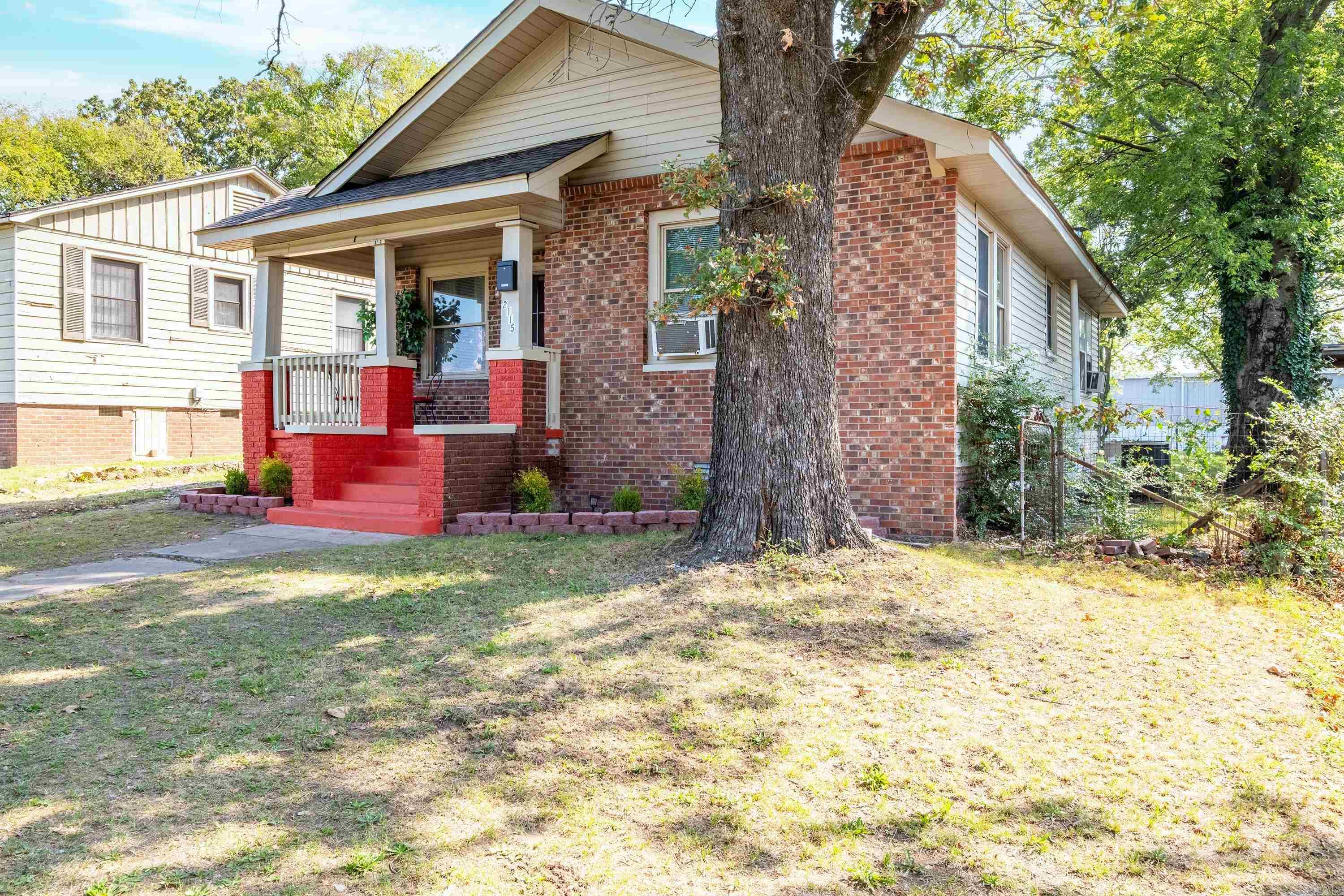 2115 McAlmont  Little Rock, AR