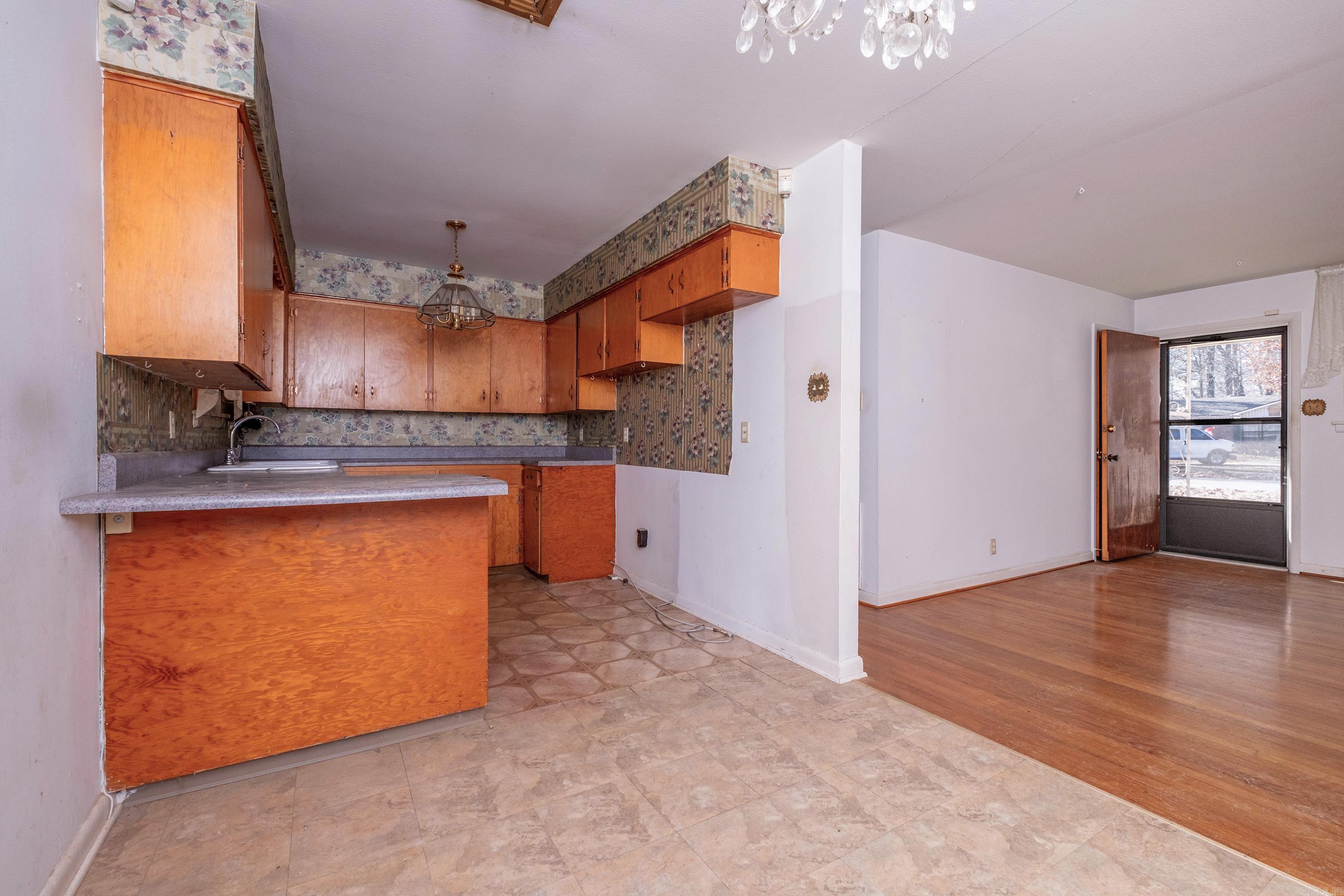 10925 Legion Hut  Mabelvale, AR