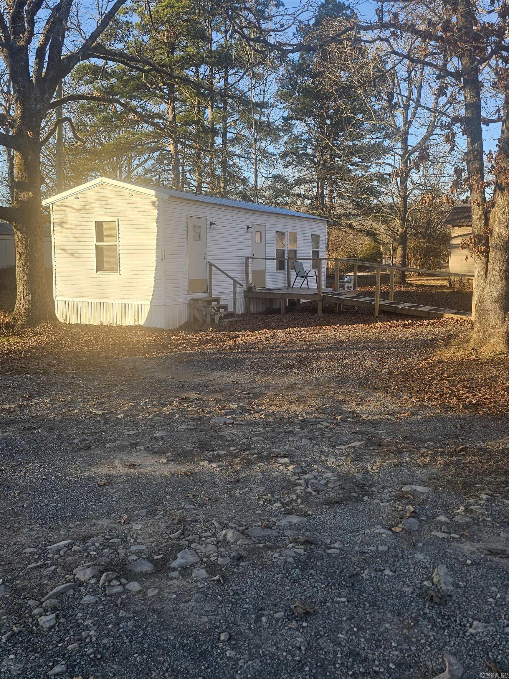 3613 Hwy 8  Mena, AR