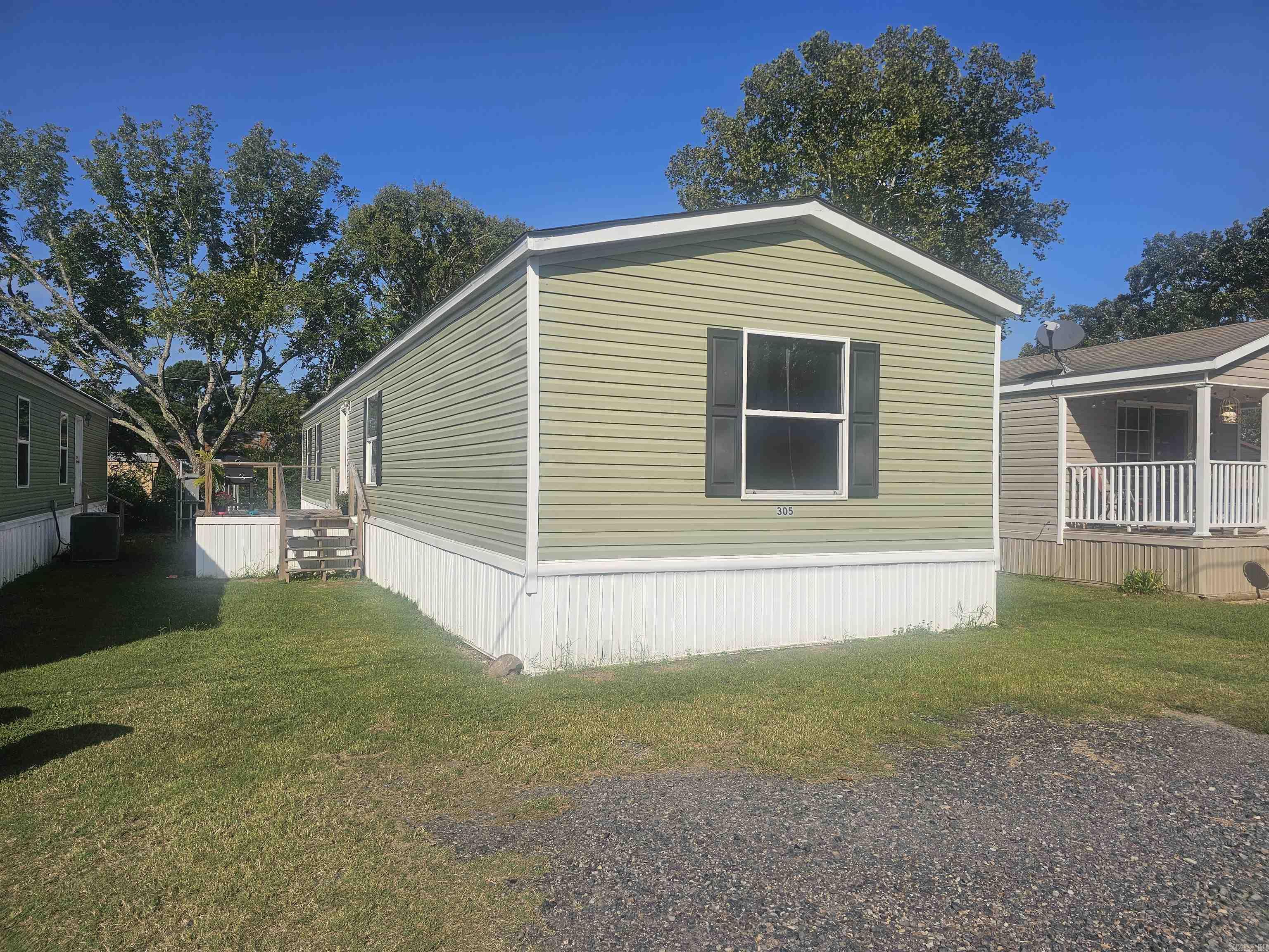 3613 Hwy 8  Mena, AR