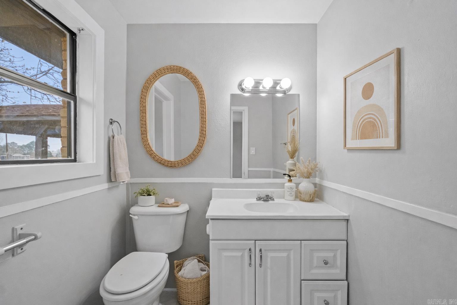 1306 N Lemon/Dewitt Henry  Beebe, AR