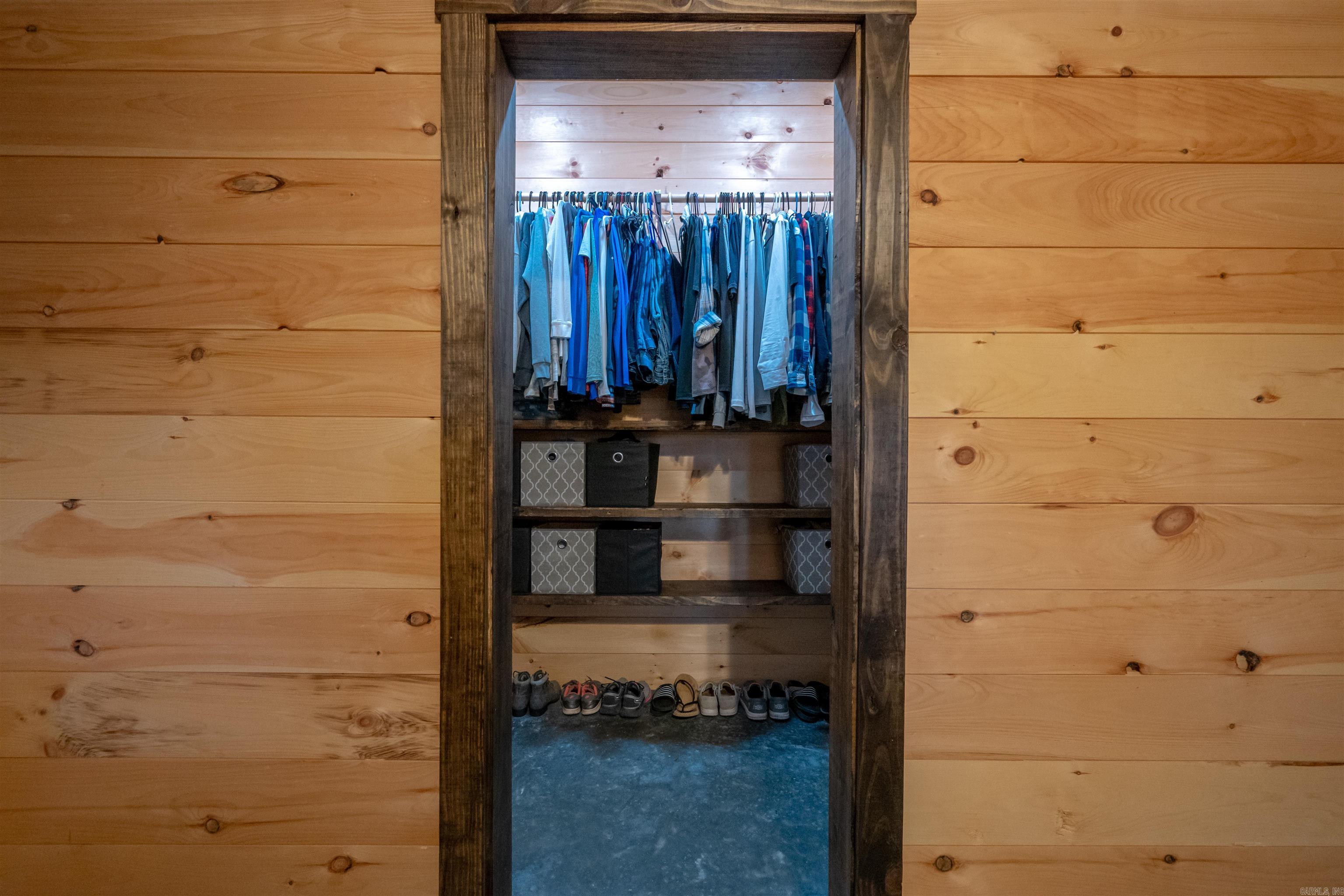 495 Shiloh  Greers Ferry, AR