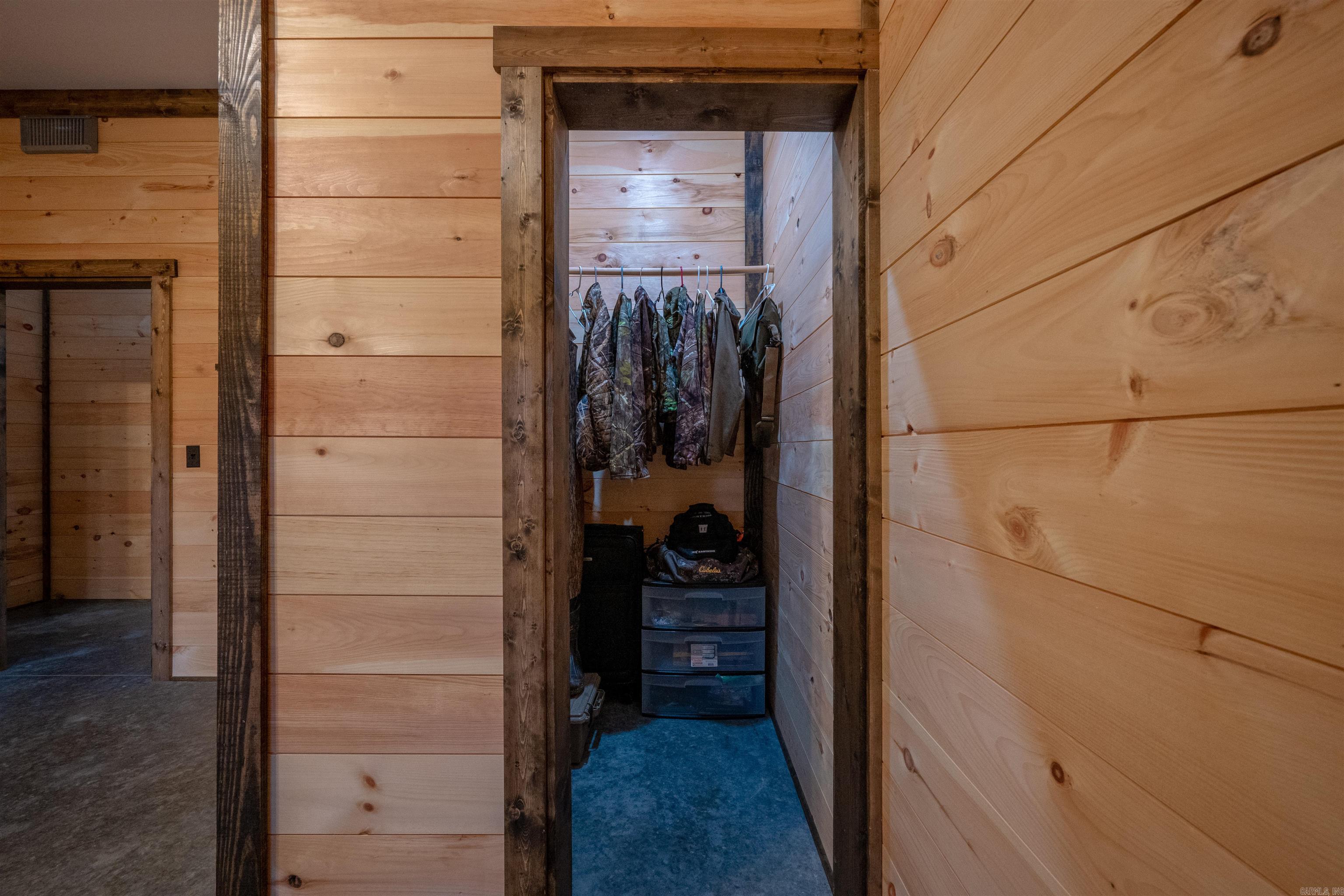 495 Shiloh  Greers Ferry, AR