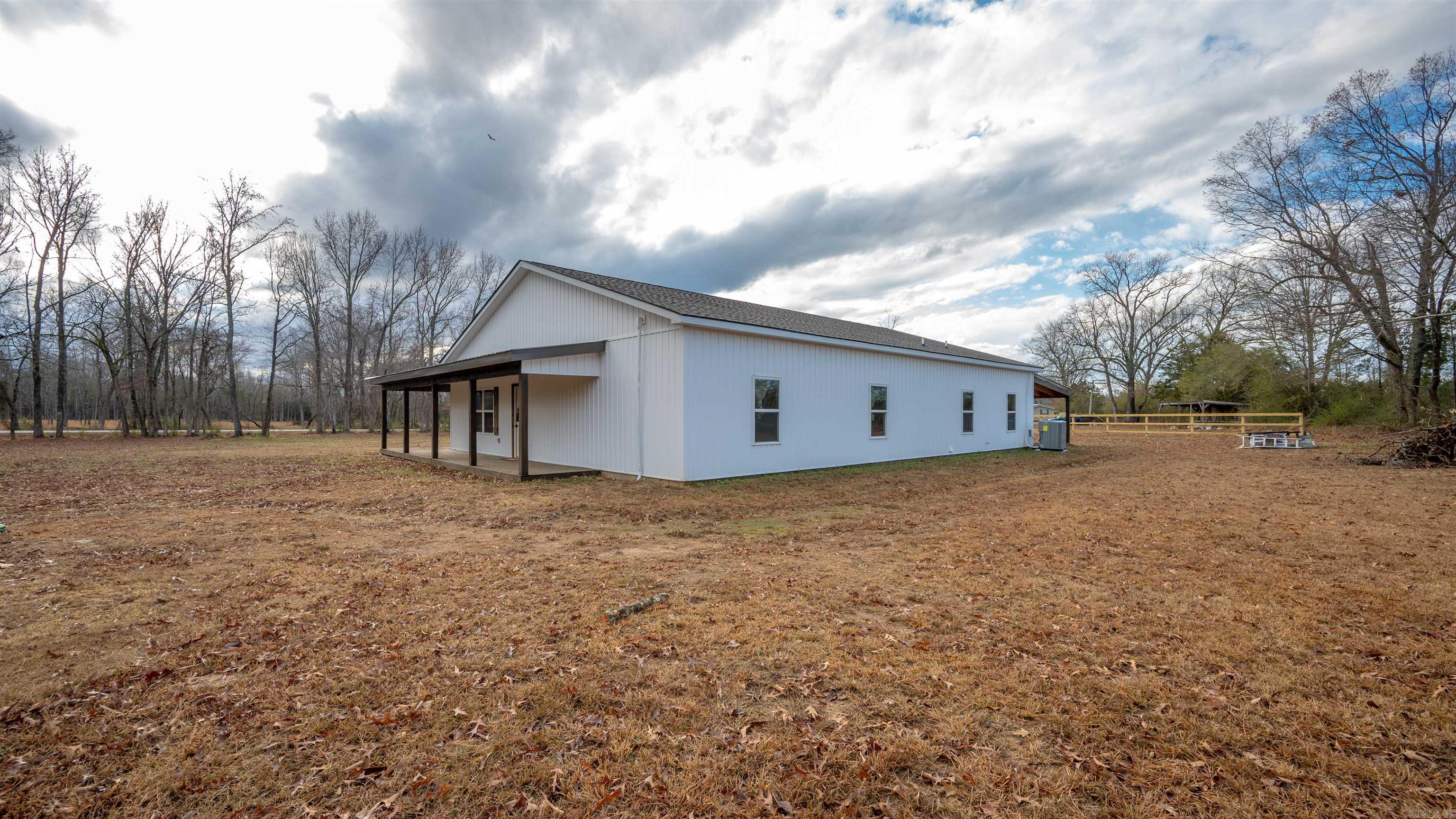 495 Shiloh  Greers Ferry, AR