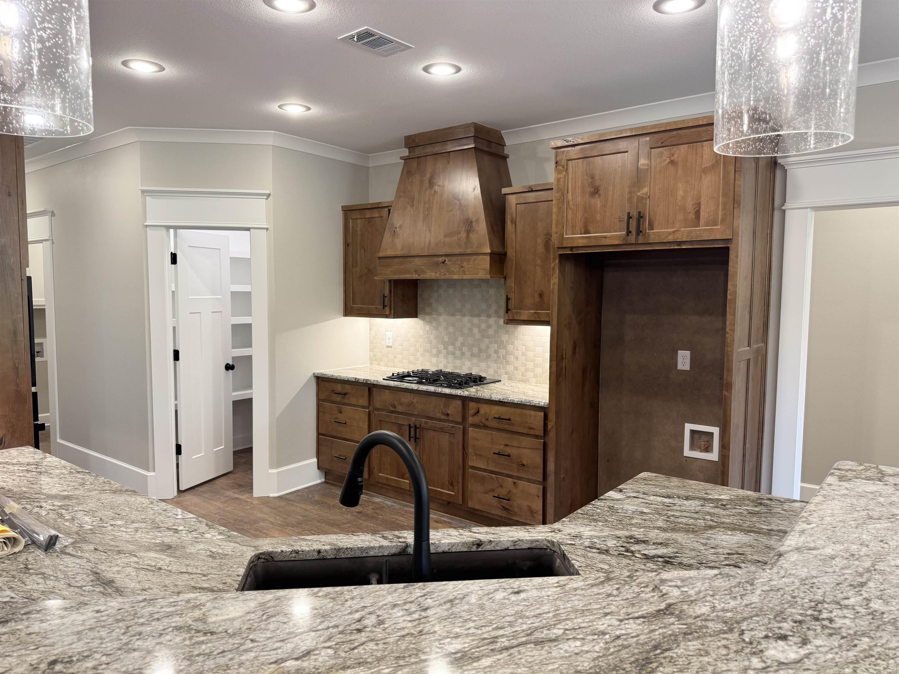 1233 Fern  Searcy, AR