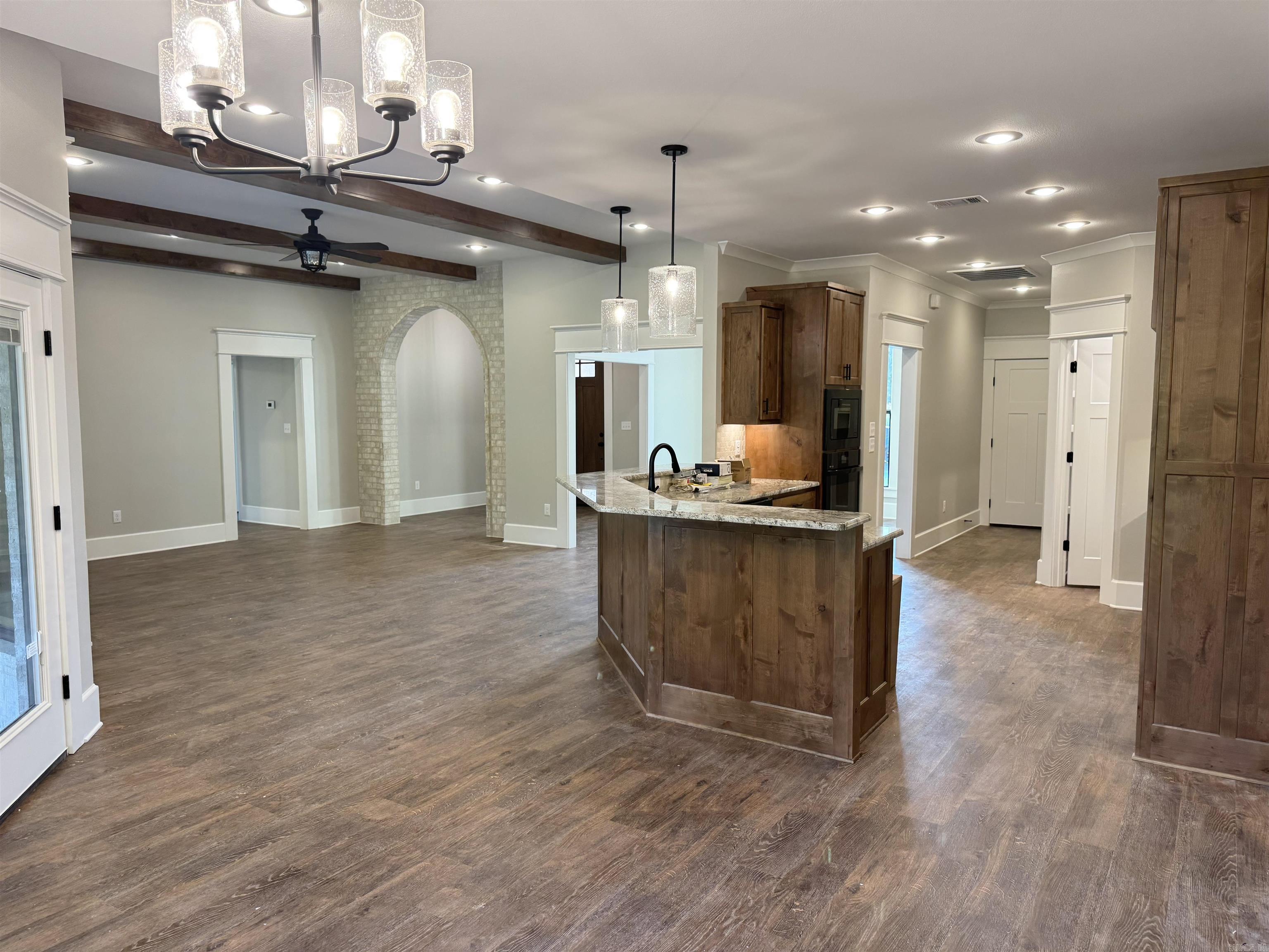 1233 Fern  Searcy, AR