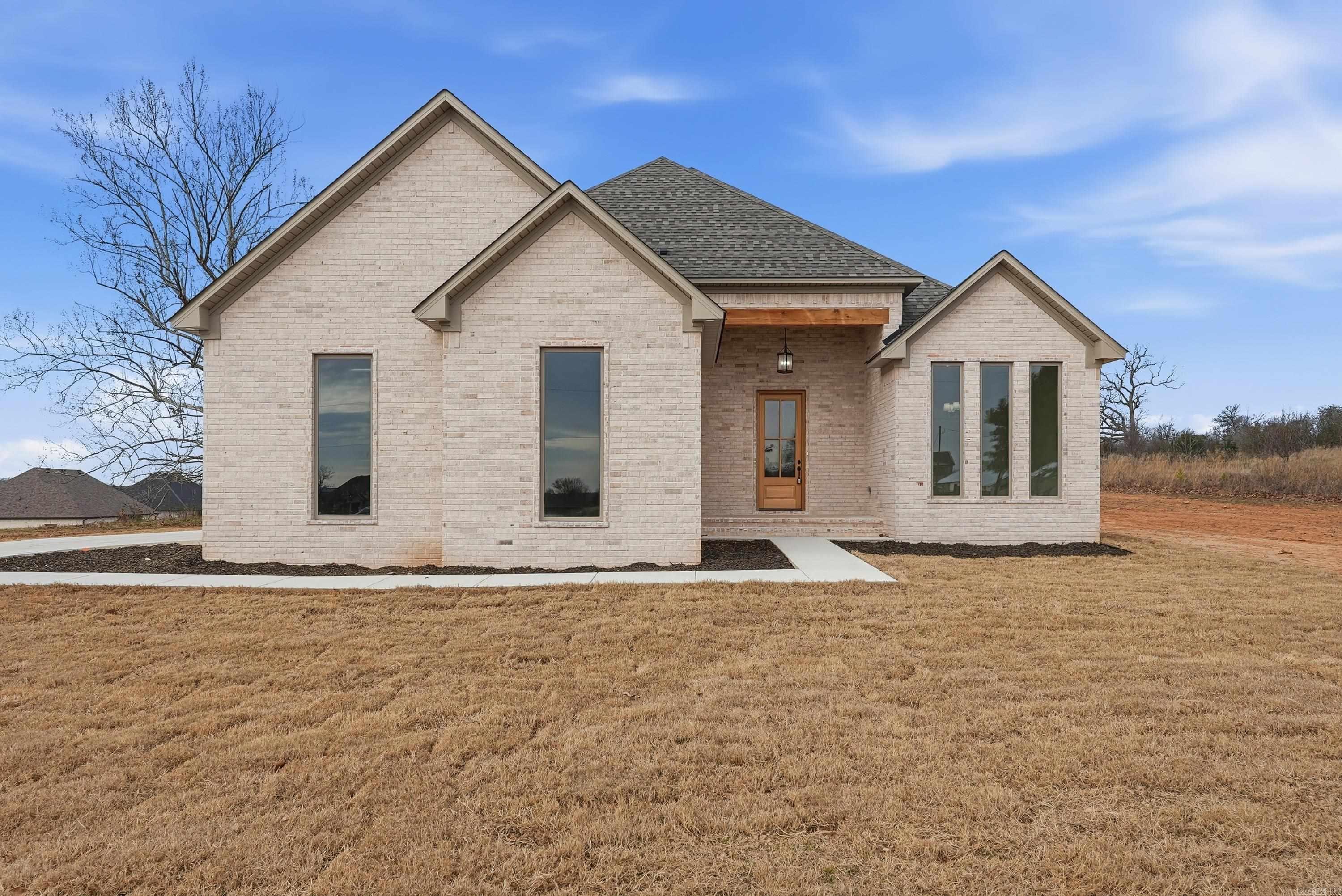 295 Castleberry Rd.  Greenbrier, AR