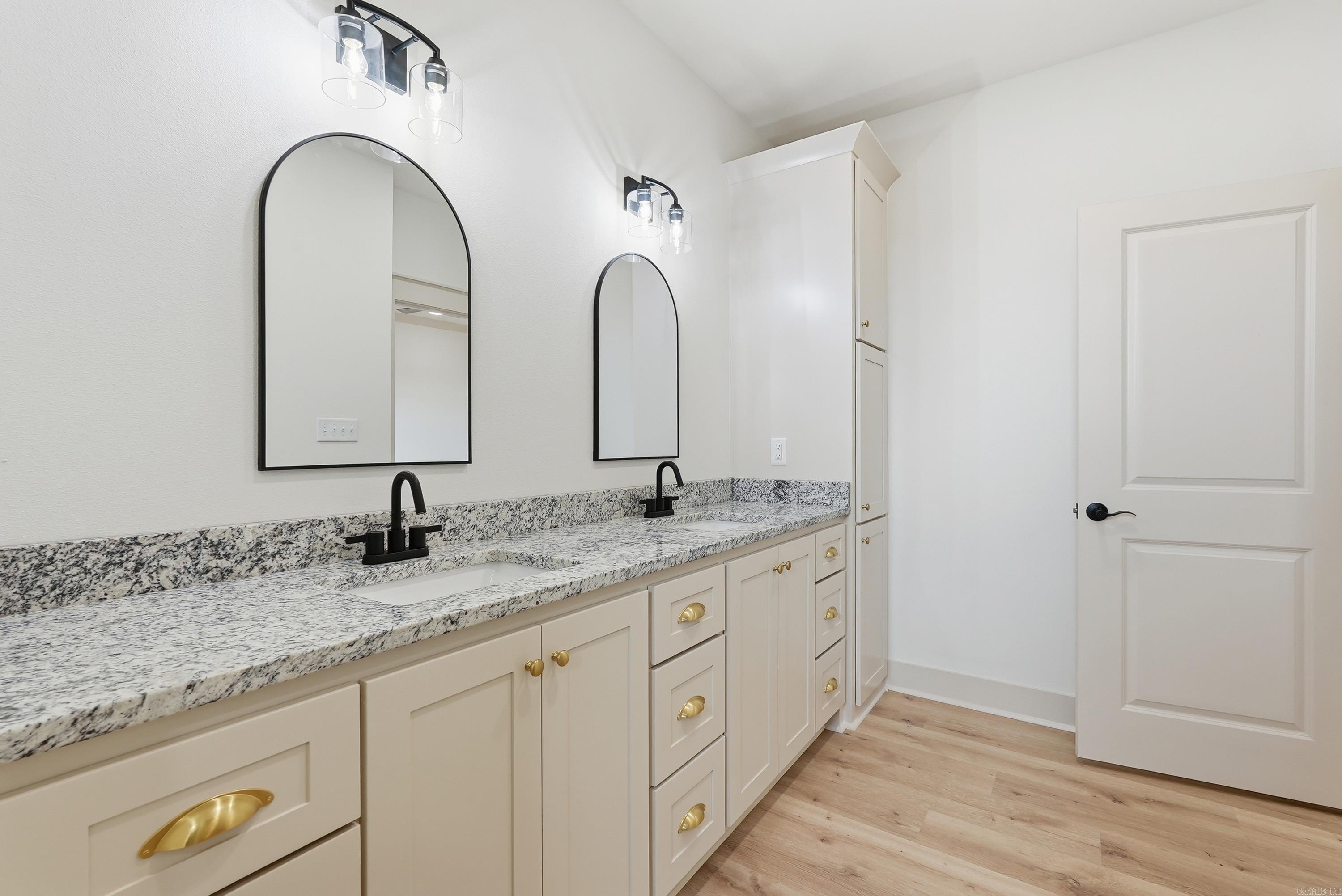 295 Castleberry Rd.  Greenbrier, AR