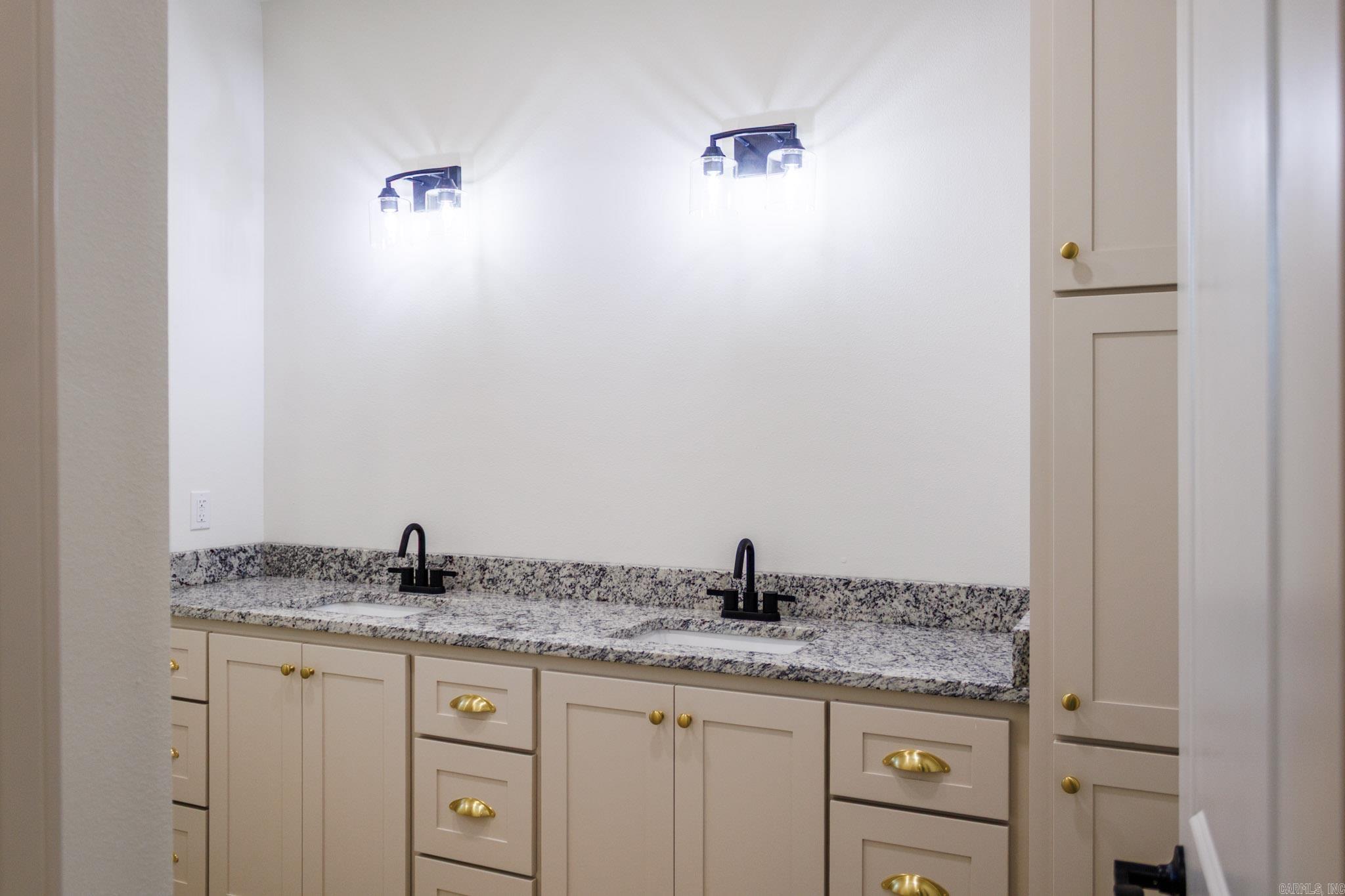 295 Castleberry Rd.  Greenbrier, AR