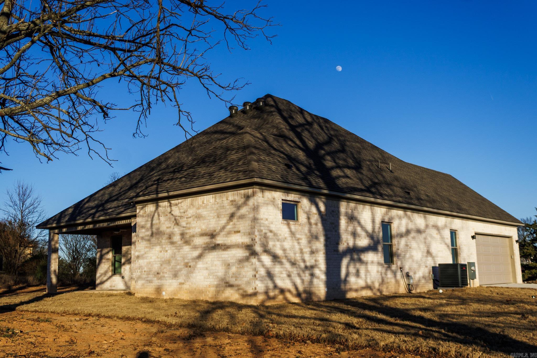 295 Castleberry Rd.  Greenbrier, AR