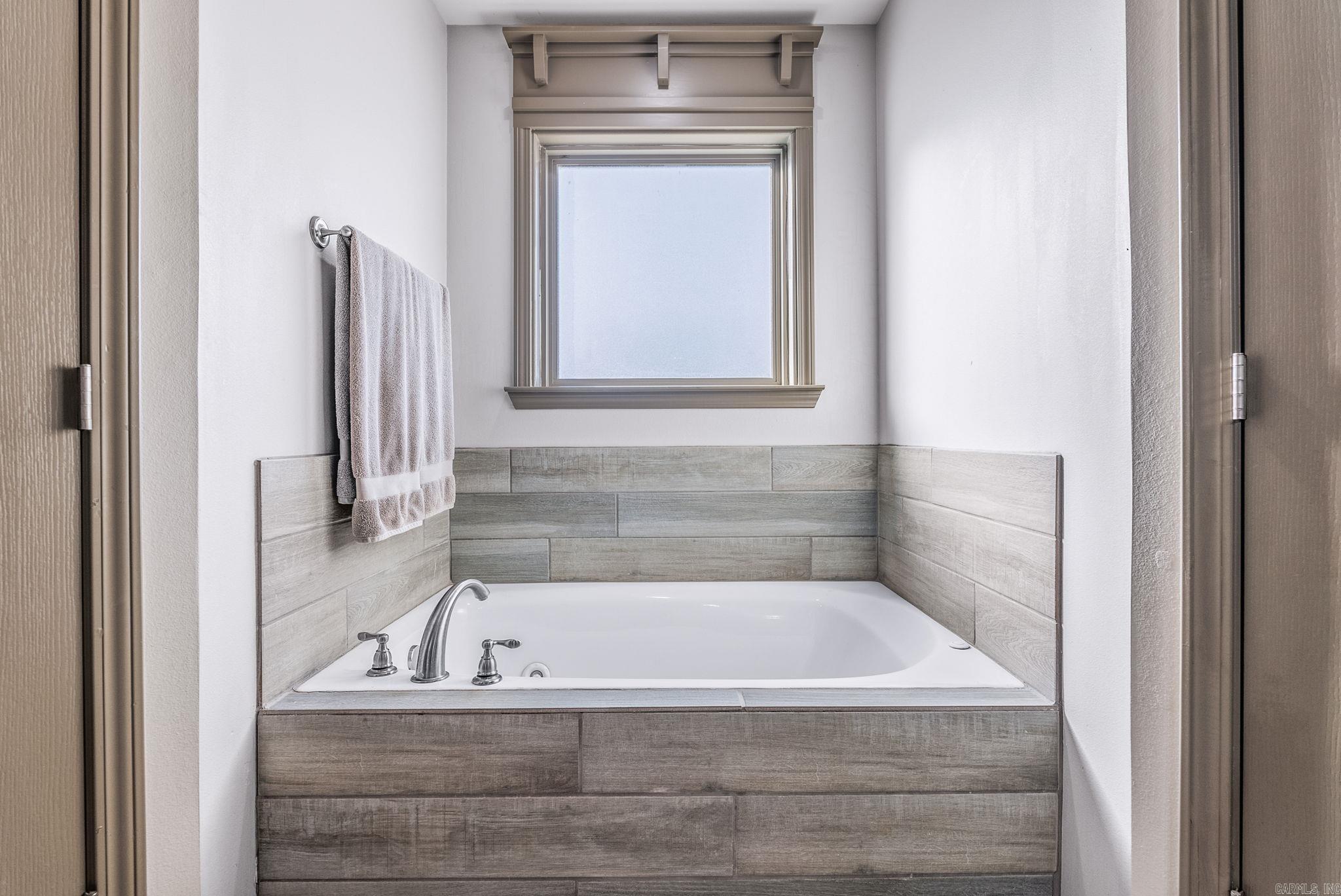 52 Grand Stand  Austin, AR