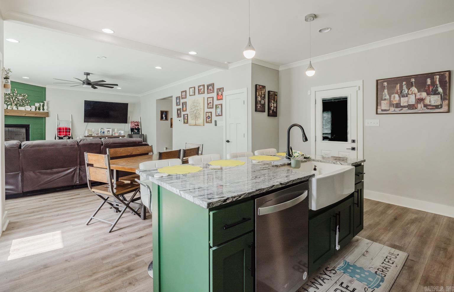 600 Hiram  Bauxite, AR