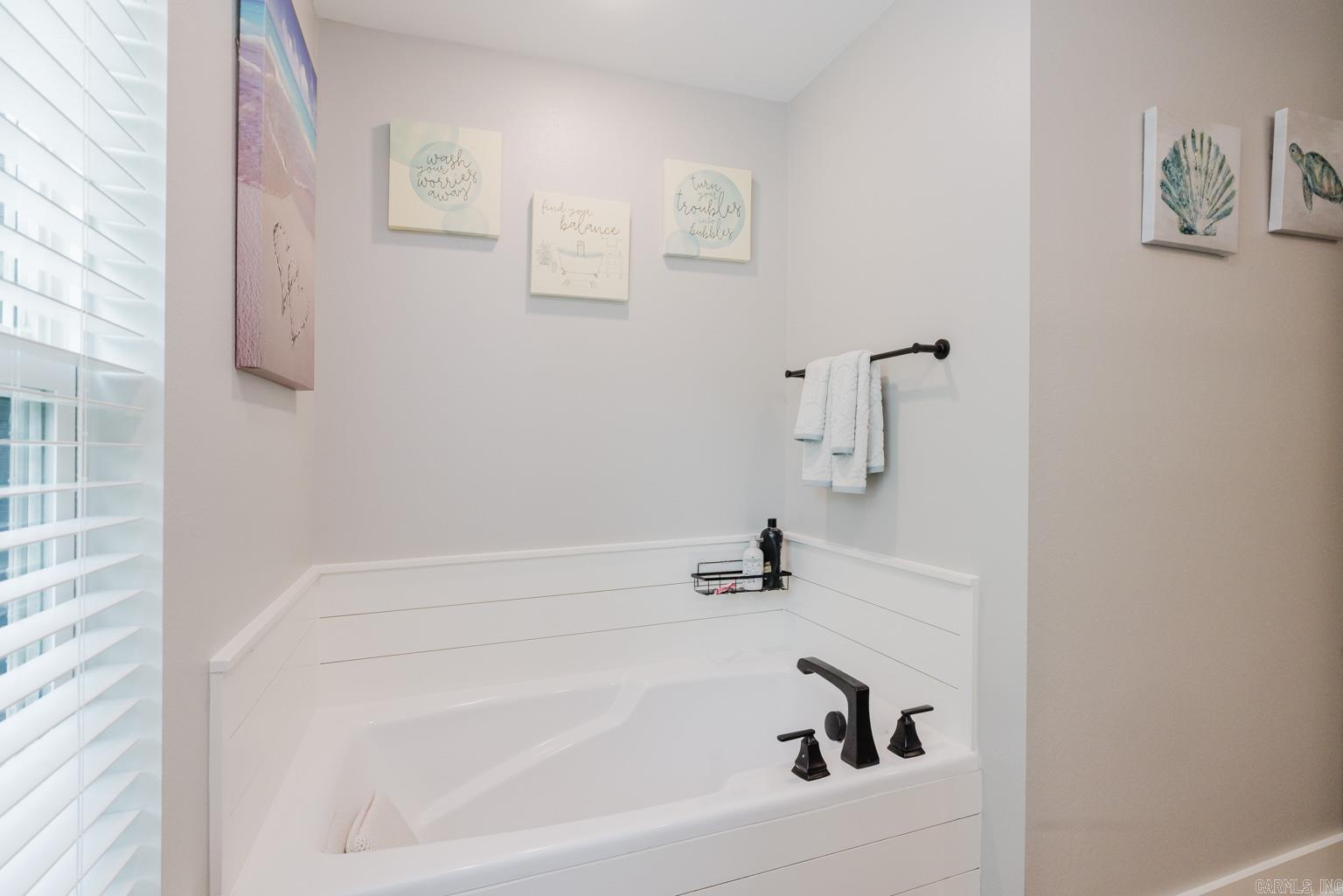 600 Hiram  Bauxite, AR