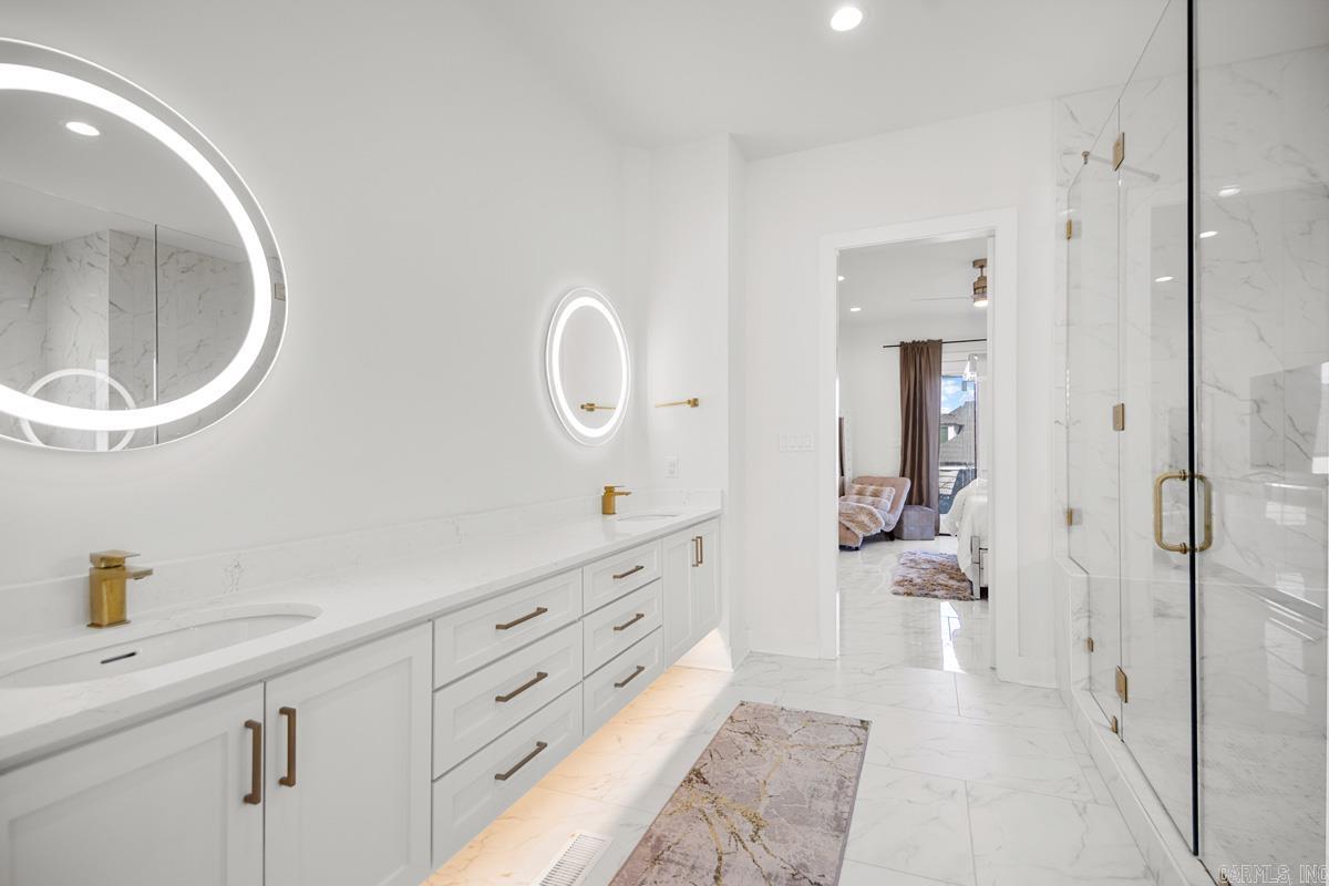 6560 Westminster Benton, AR 72019