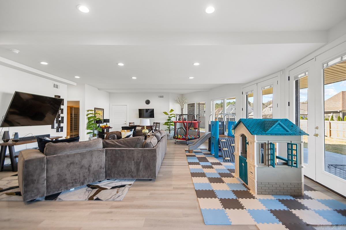 6560 Westminster  Benton, AR