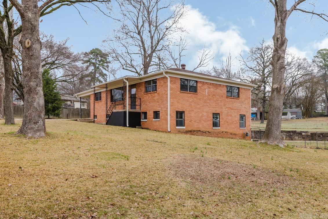 1603 McCurdy  Benton, AR