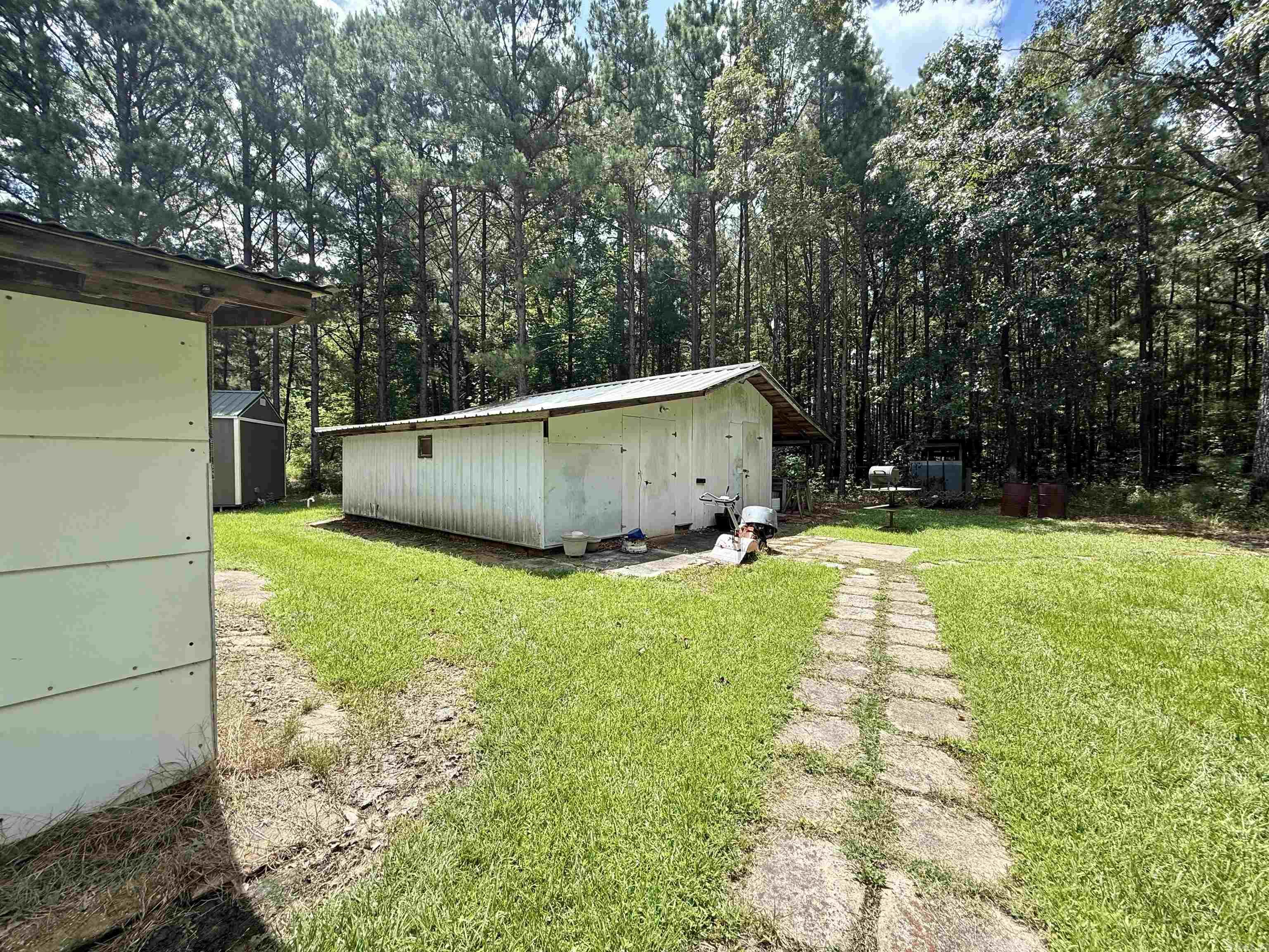 10847 HWY 270 E  Sheridan, AR