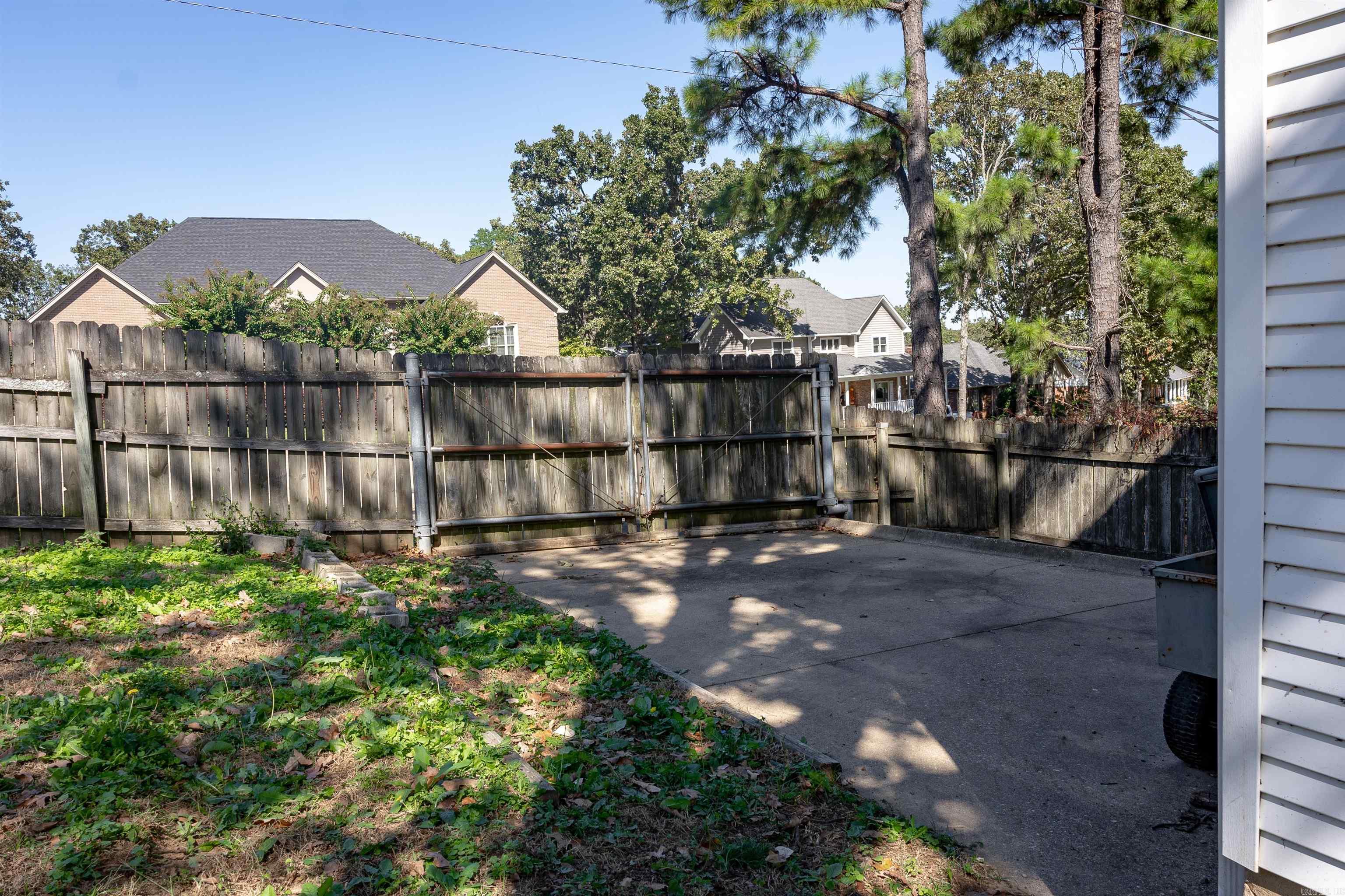 4105 Dunkeld Dr North Little Rock, AR 72116