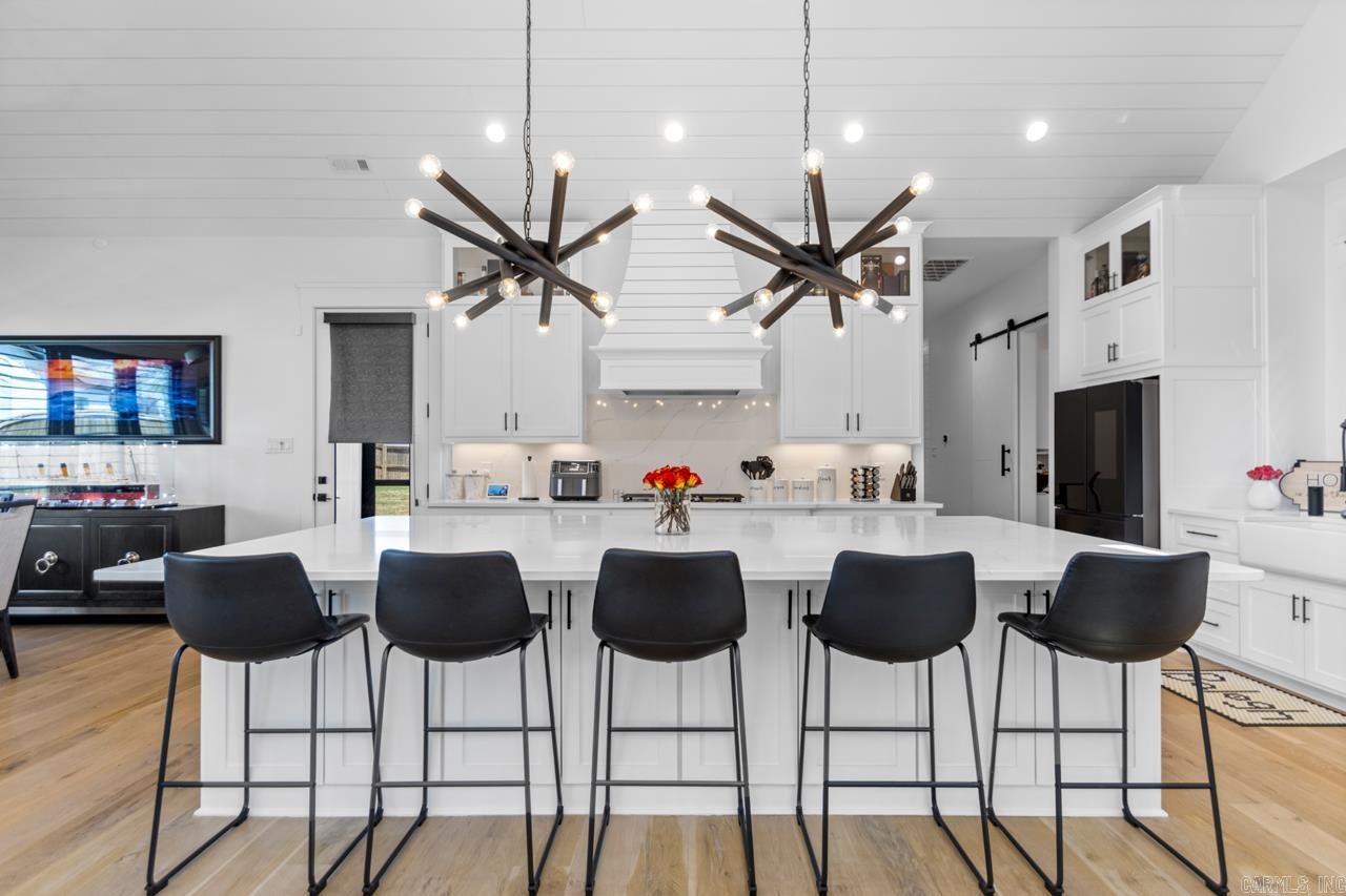 7509 S Shoreline  Benton, AR