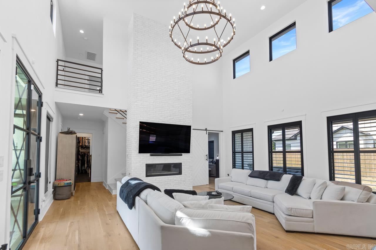 7509 S Shoreline  Benton, AR