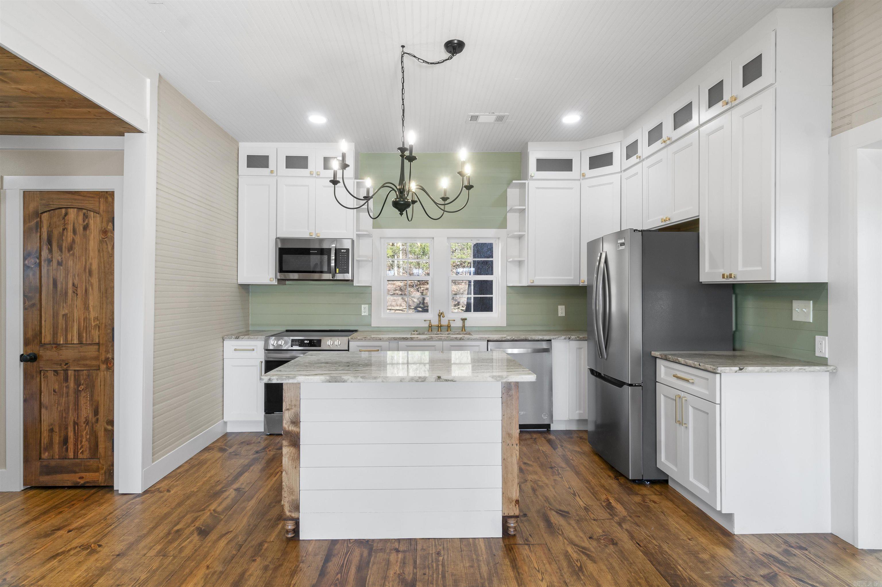 320 Martin Farm Road  Sherwood, AR