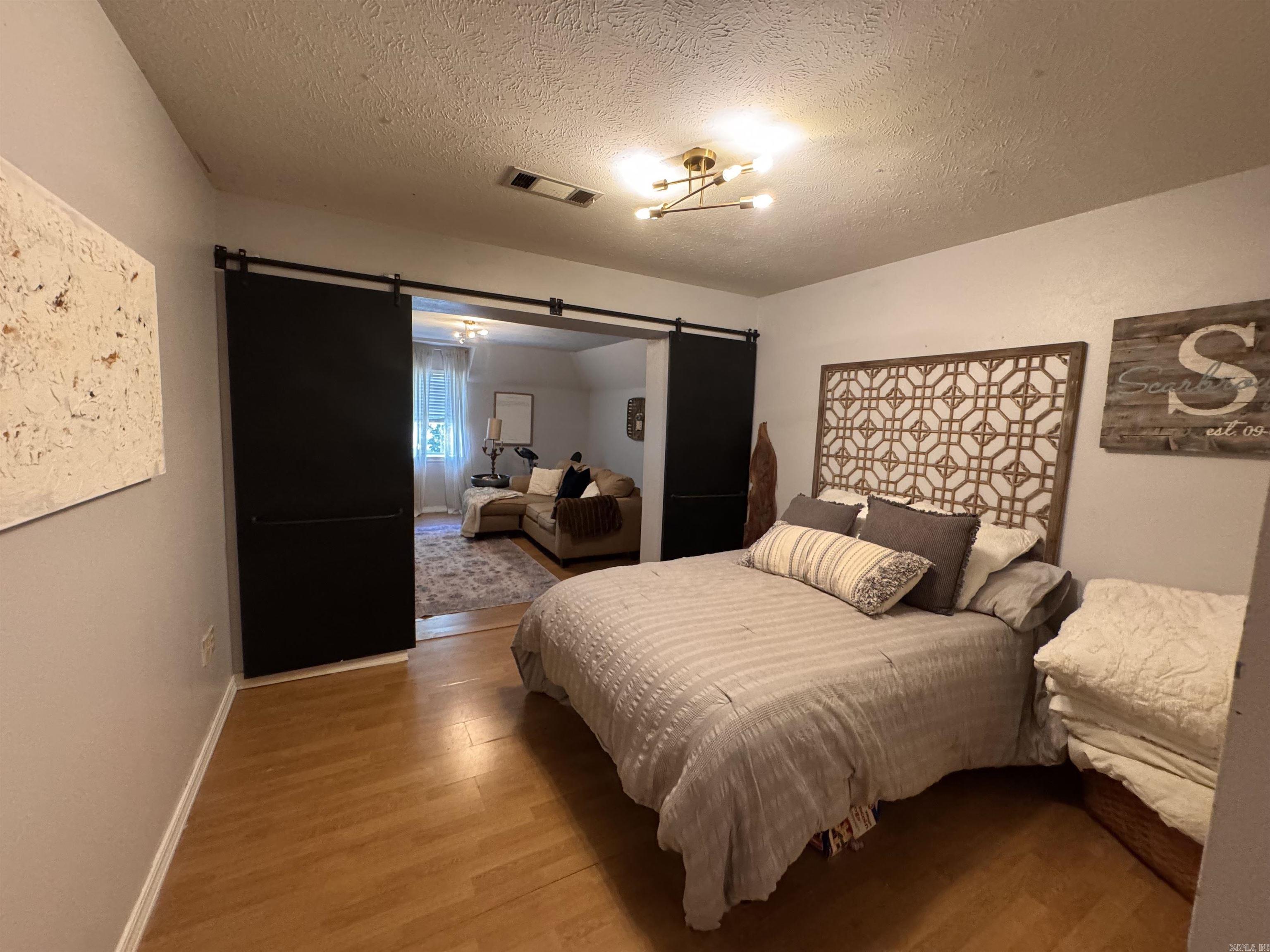 106 Red Oak  Searcy, AR