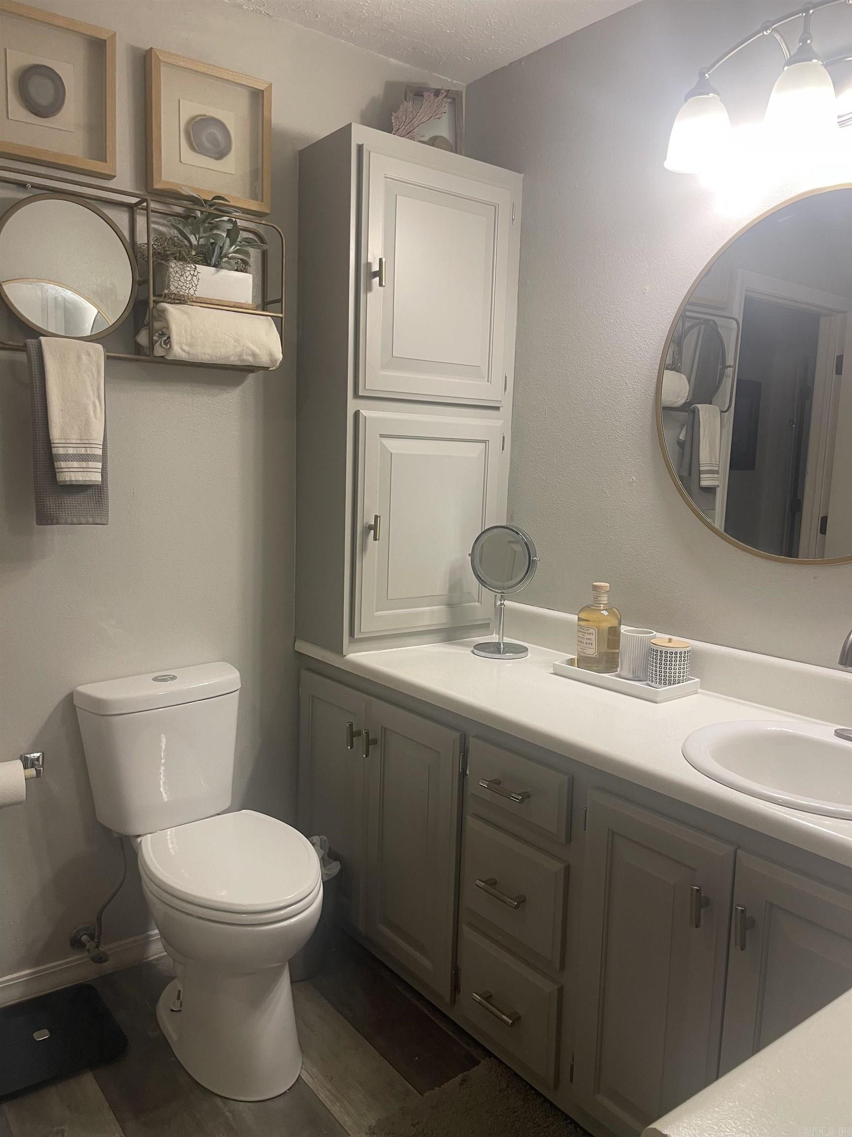 106 Red Oak  Searcy, AR