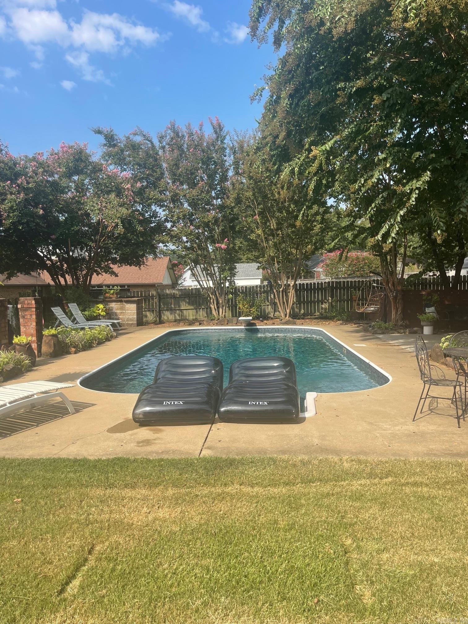 106 Red Oak  Searcy, AR