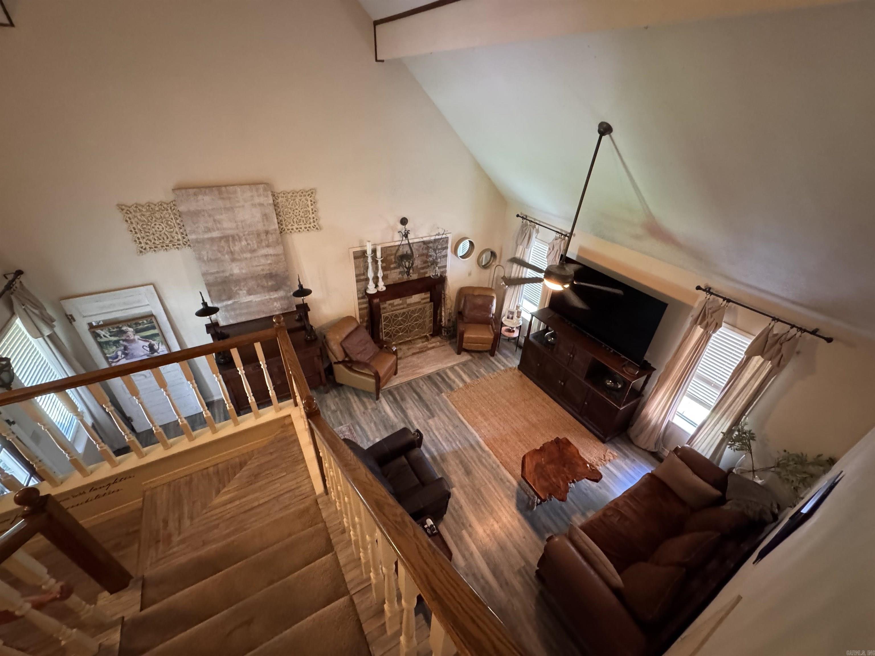 106 Red Oak  Searcy, AR