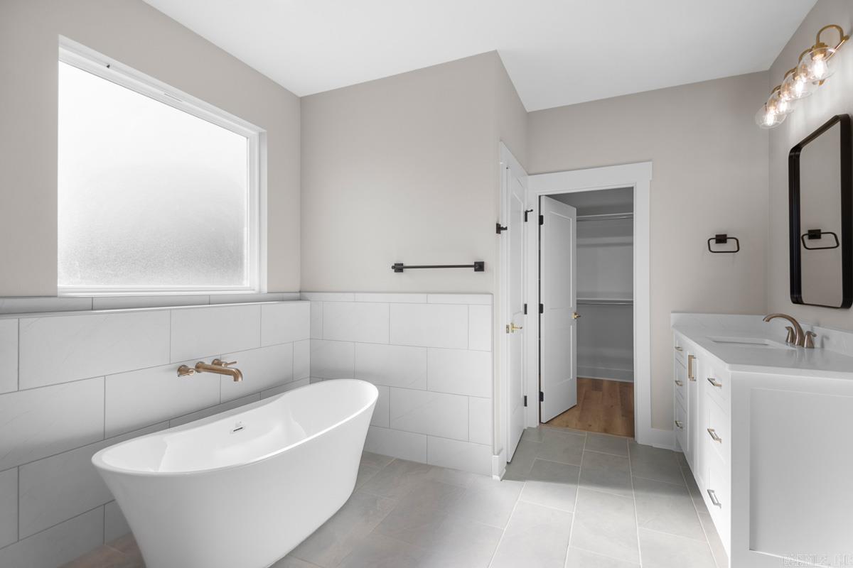 12786 W Sardis Road Bauxite, AR 72011